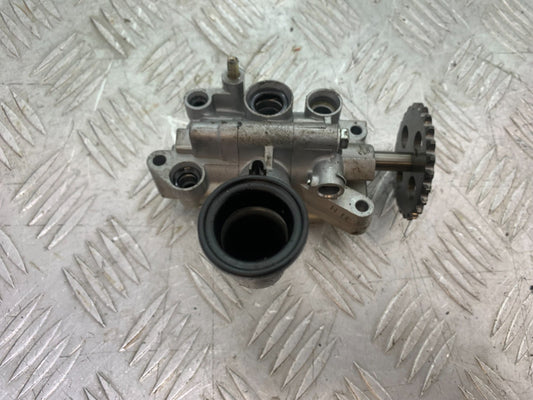 HONDA VFR750 VFR 750 OIL PUMP  YEAR 1994-1997 (CMB1156)