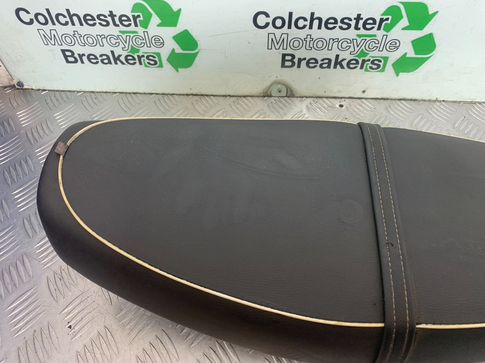 BSA 650 GOLD STAR SEAT YEAR 2022-2025 (CMB1262)