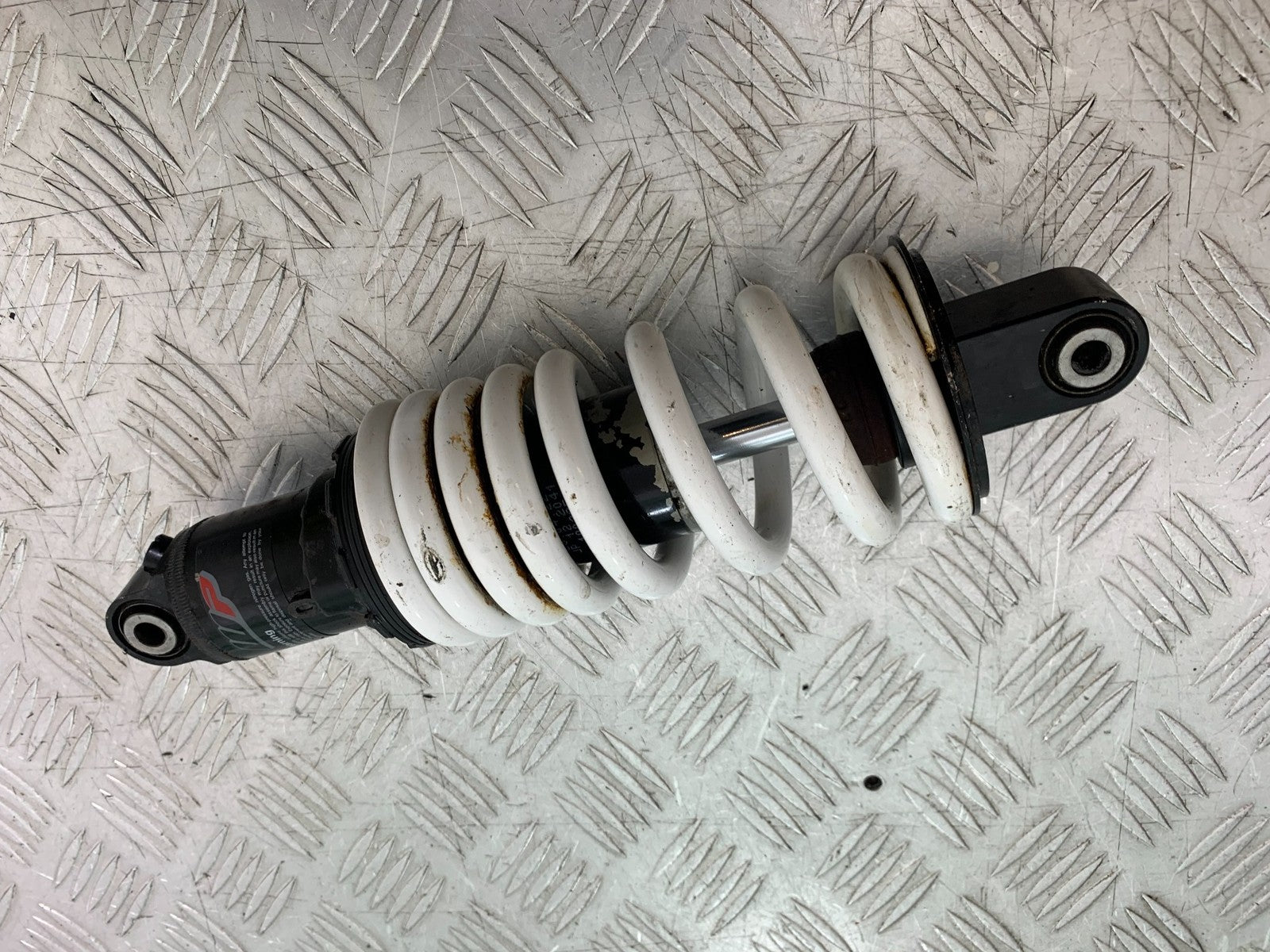 KTM DUKE 125 REAR SHOCK  YEAR 2017-2022 (CMB1274)