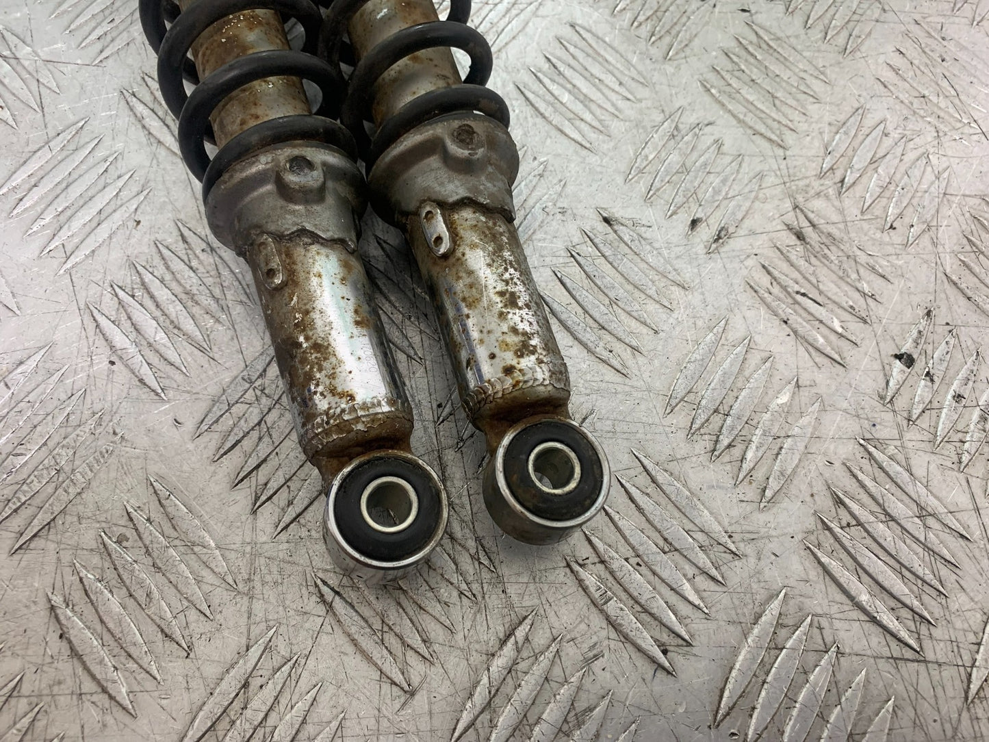 YAMAHA YS125 YS 125 REAR SHOCKS  YEAR 2017-2021 (CMB1321)