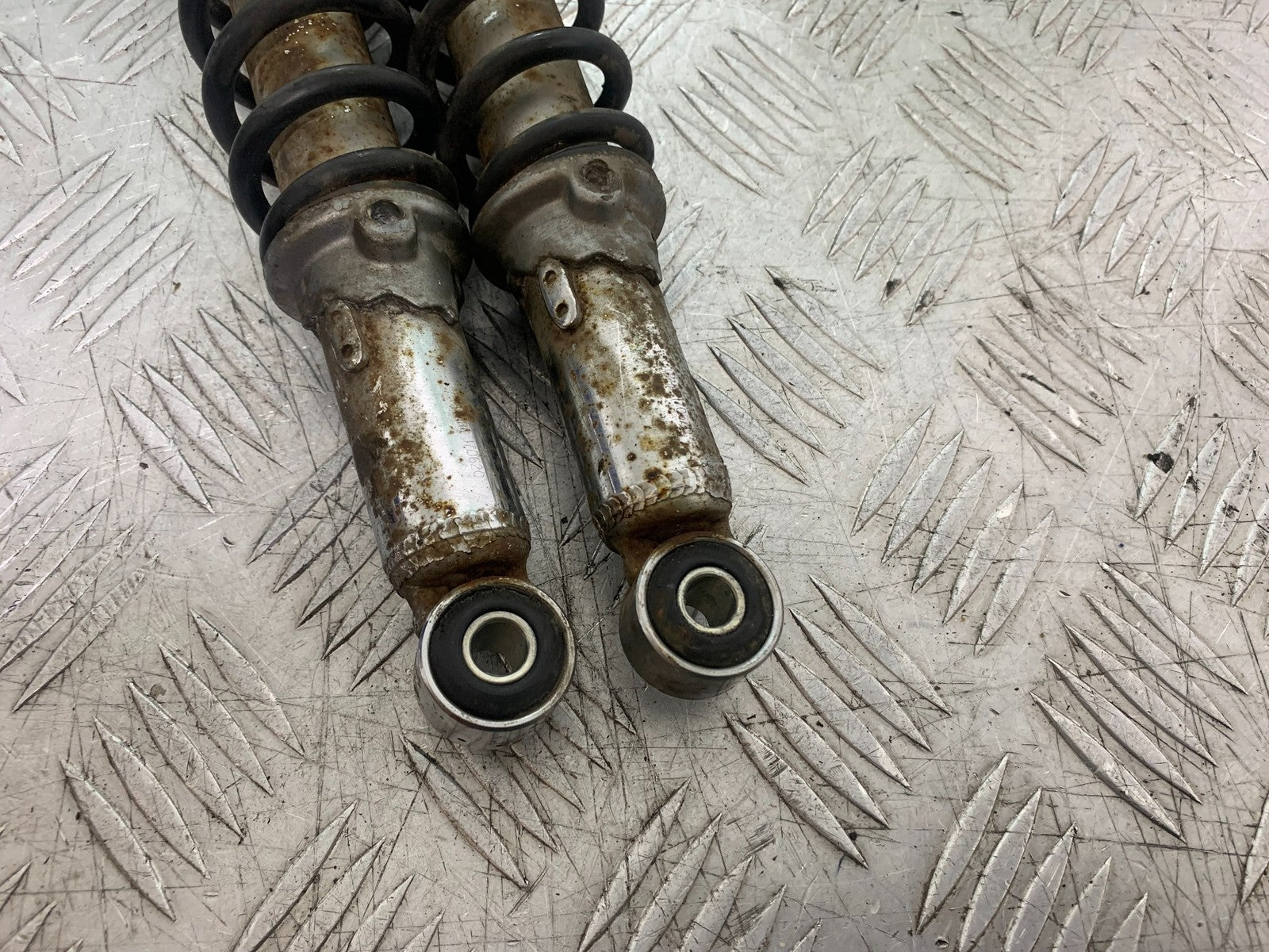 YAMAHA YS125 YS 125 REAR SHOCKS  YEAR 2017-2021 (CMB1321)
