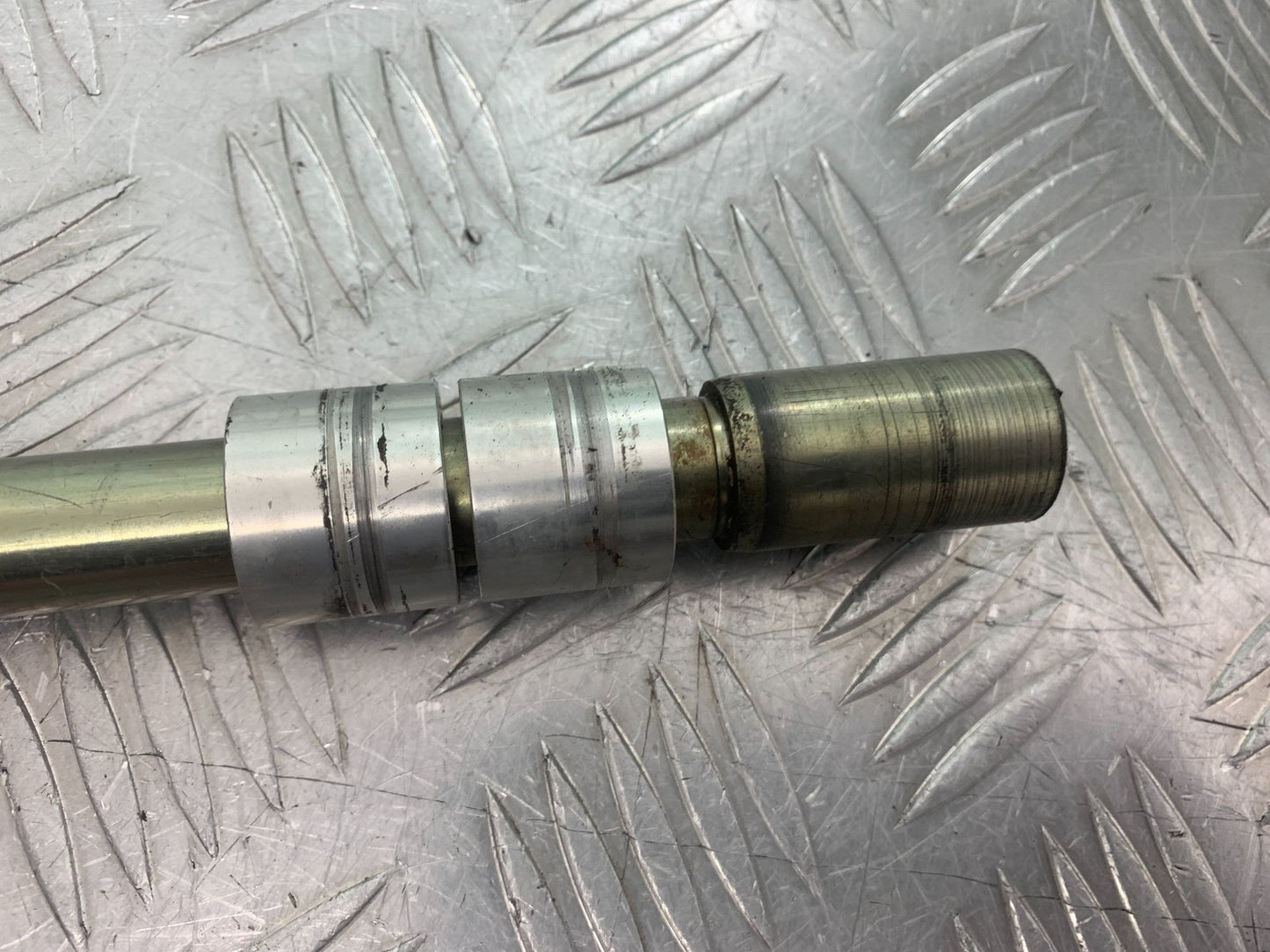 TRIUMPH 675 STREET TRIPLE RX FRONT WHEEL SPINDLE  2015- 2017 (CMB1299)