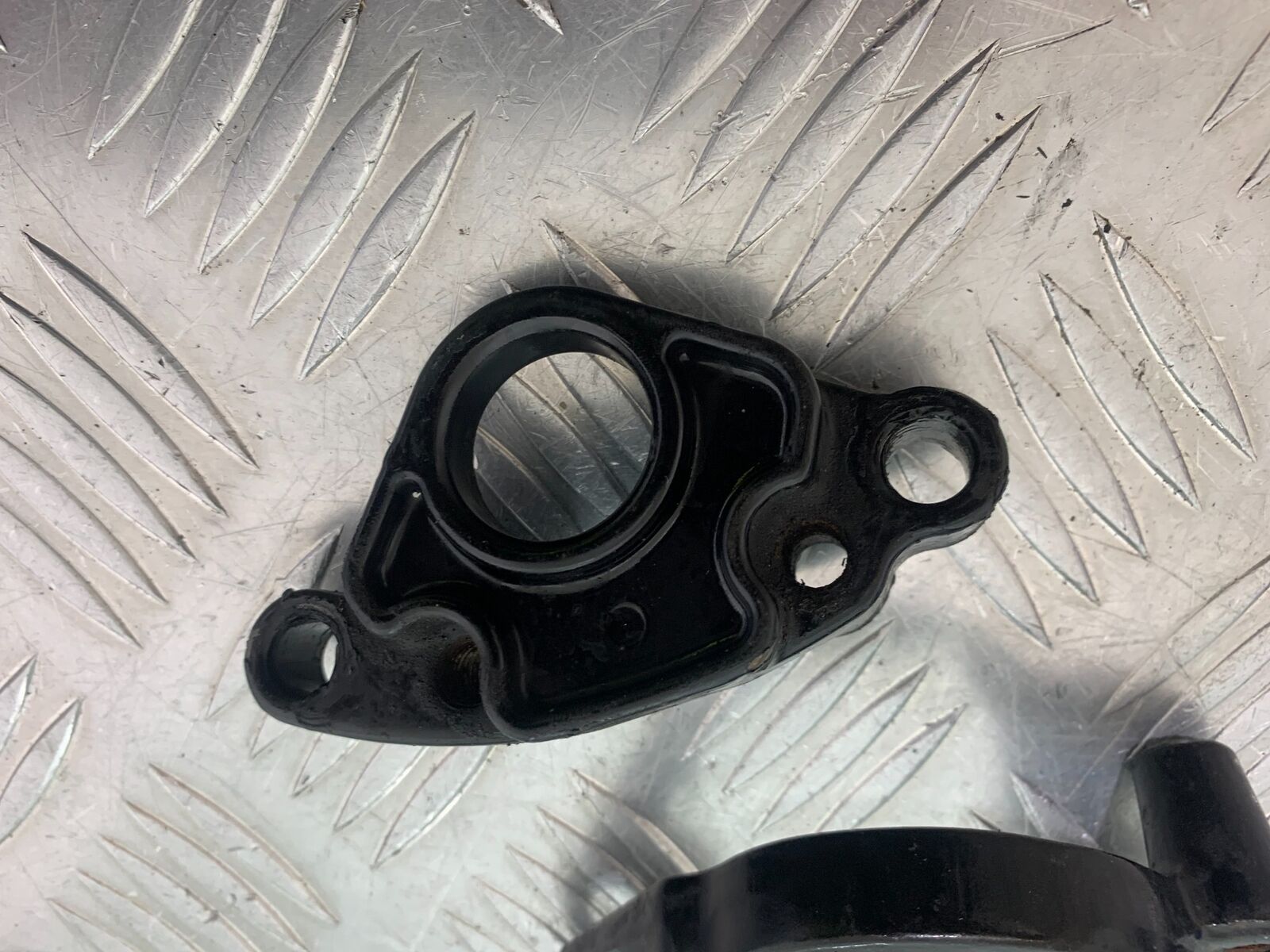HARLEY DAVIDSON XL883 N IROD ENGINE MOUNT   YEAR 2020  (CMB1116)