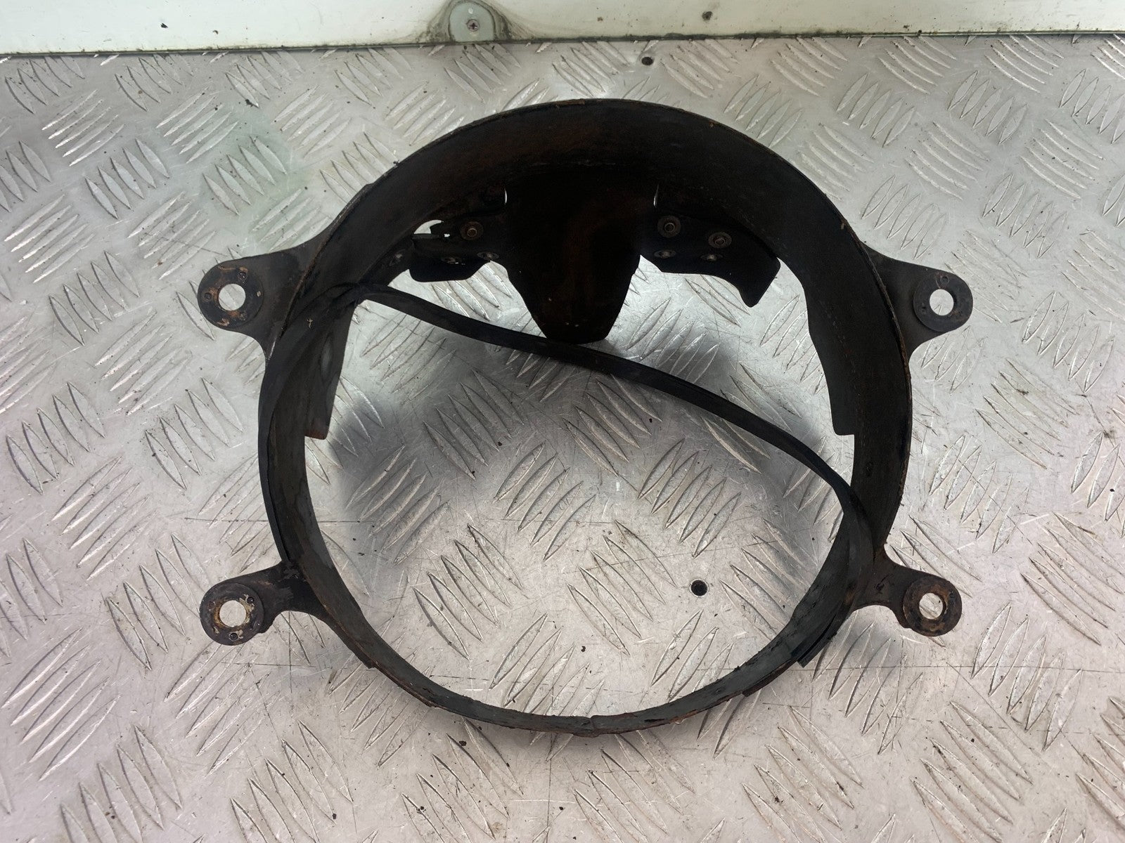 HONDA GL500 GL 500 SILVERWING FAN SURROUND  YEAR 1981-82 (CMB1168)
