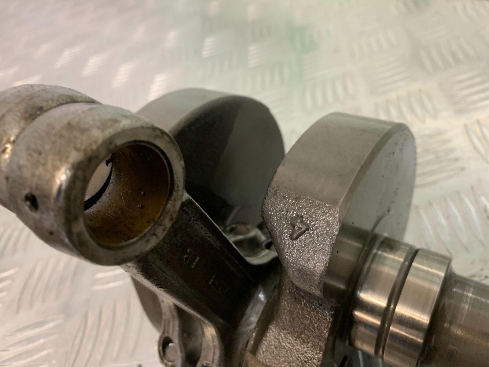 SUZUKI SV1000 SV 1000 K4 CRANKSHAFT  YEAR 2004 (STOCK 990)