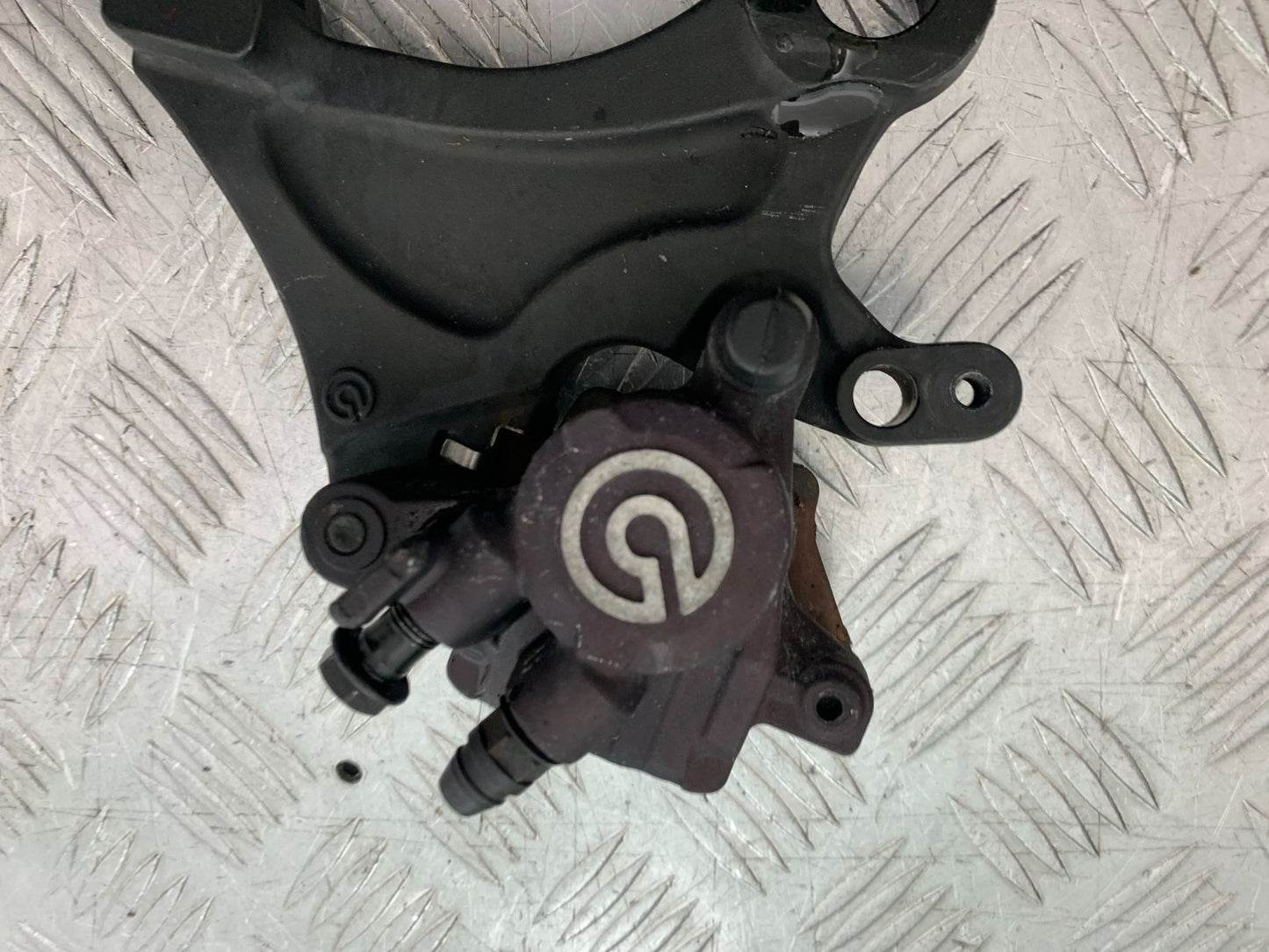 TRIUMPH 675 STREET TRIPLE RX REAR BRAKE CALIPER   2015- 2017 (CMB1299)