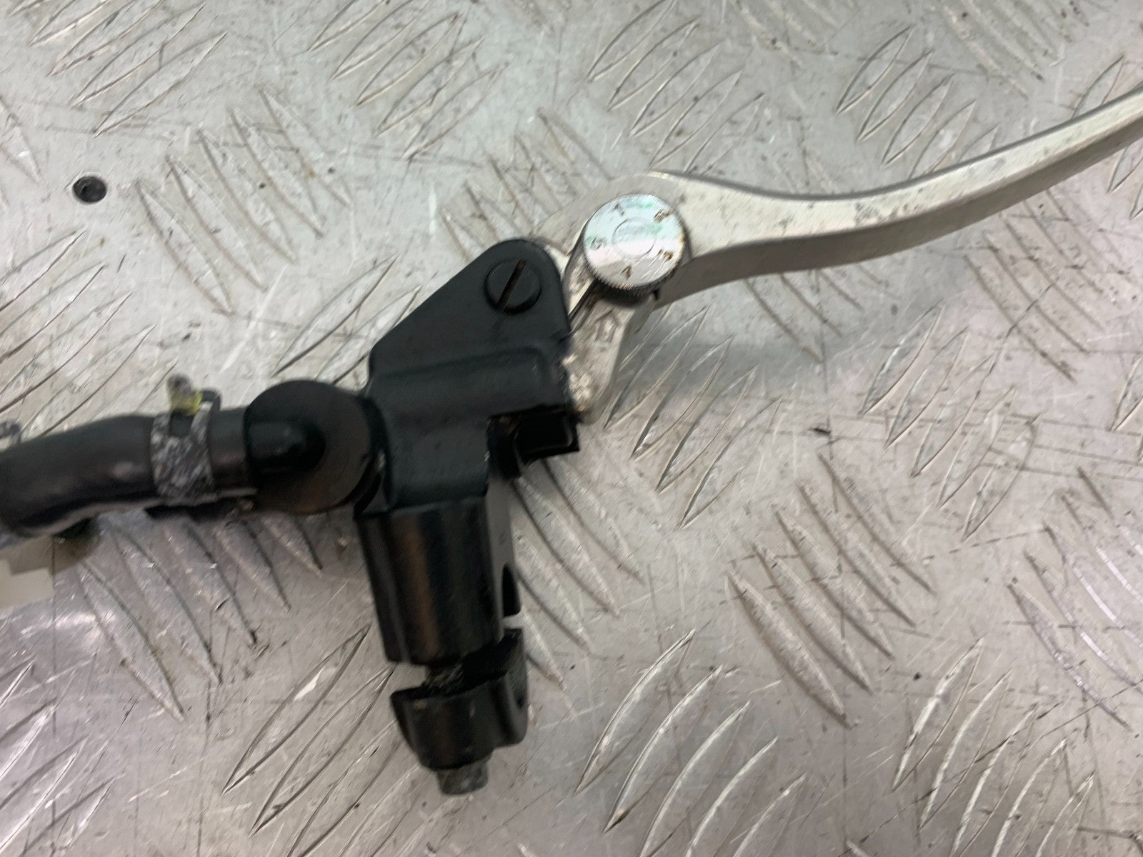 YAMAHA YZF R1 4XV FRONT MASTER CYLINDER   YEAR 1998-99 (CMB1291)