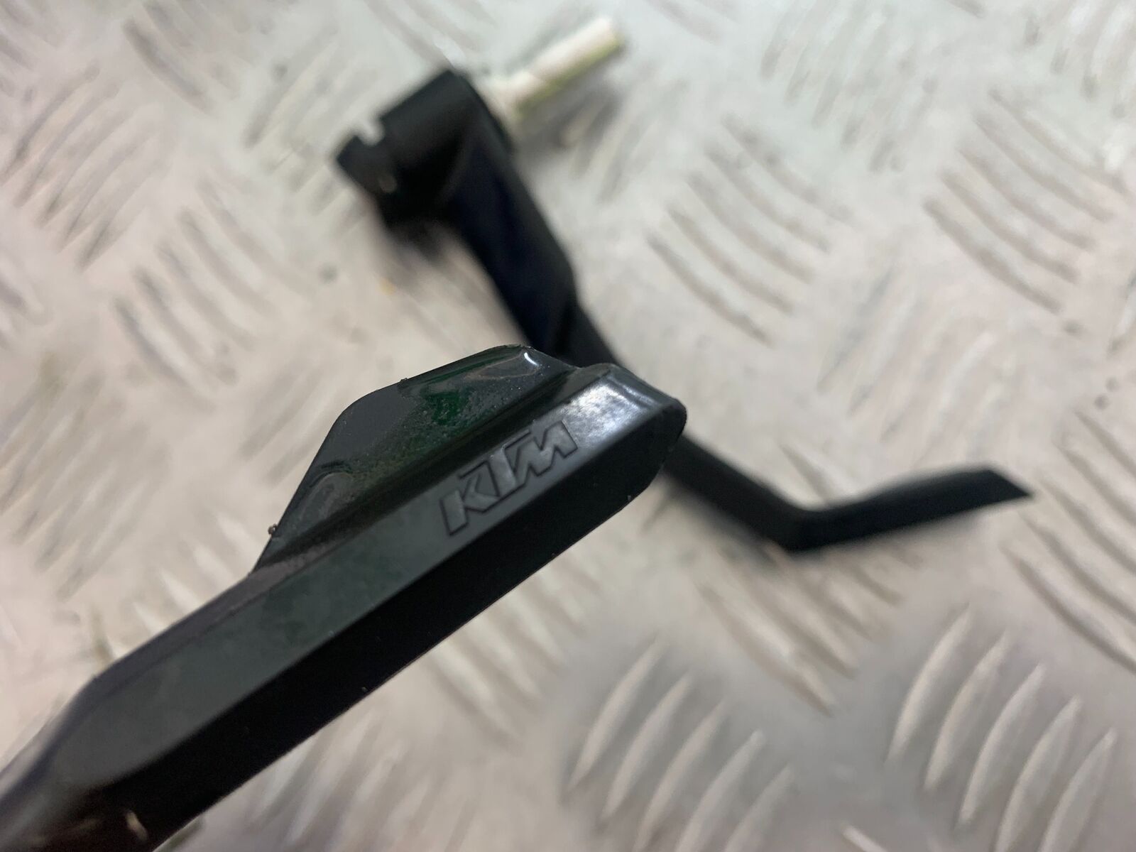 KTM 990 SUPERMOTO T KTM LEVER GUARDS   YEAR 2010-2011  (CMB1127)