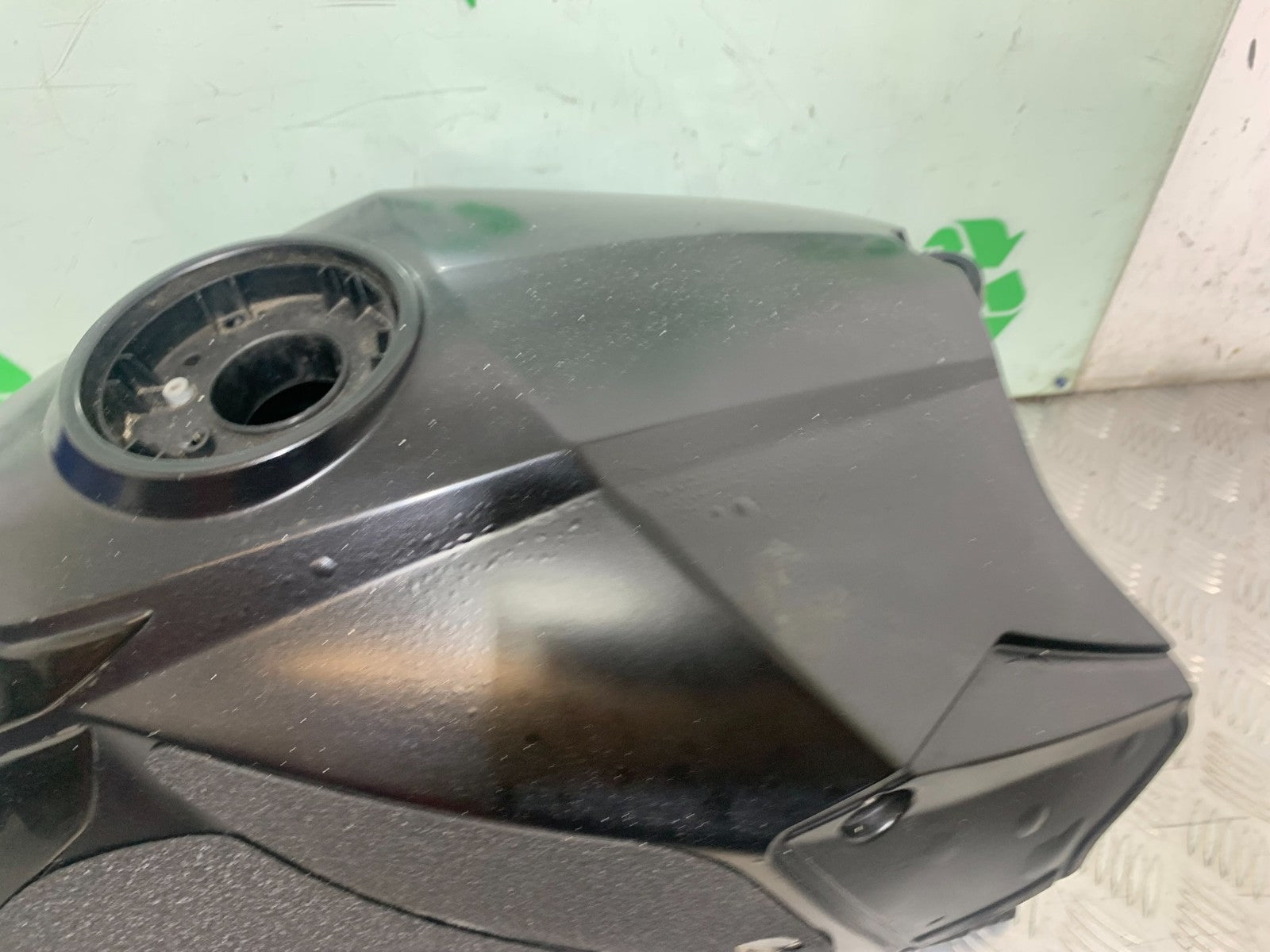 KTM 990 SUPER DUKE PETROL TANK   YEAR 2007-2011  (CMB1207)