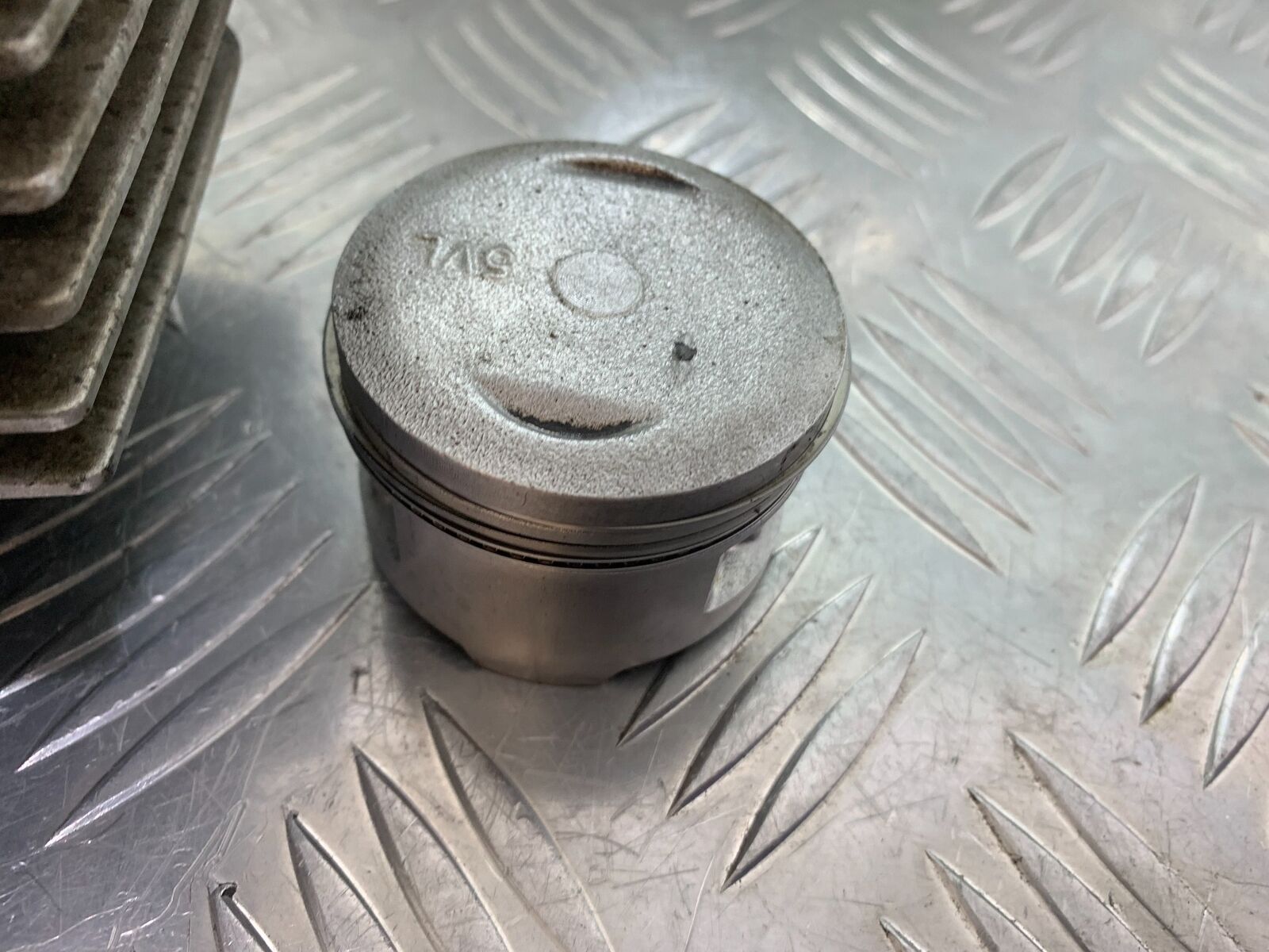 YAMAHA XT125X XT125 X BARREL AND PISTON  YEAR 2008 (STOCK 857)