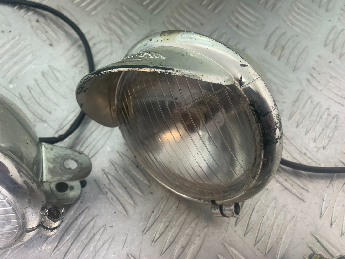 PIONEER XF250 SPOT LIGHTS  YEAR 2009 (CMB1143)