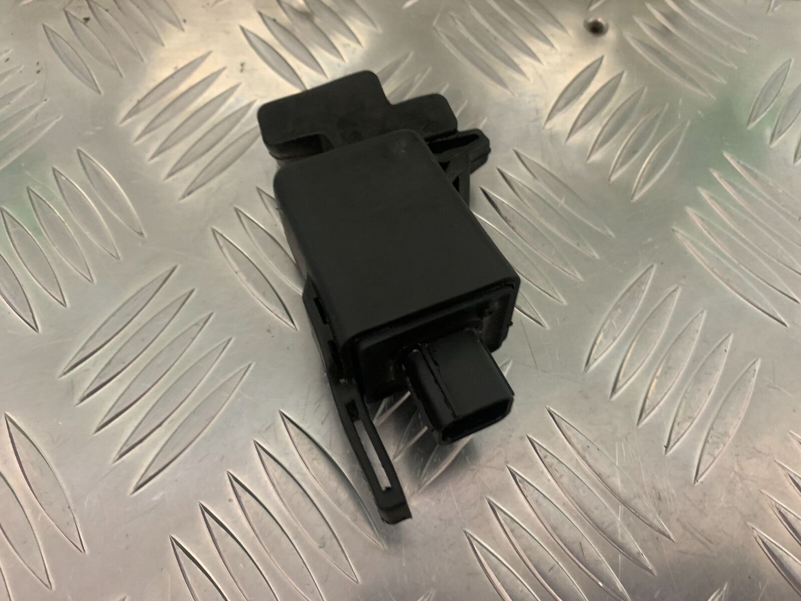 HONDA CB500 F CB500F RELAY   YEAR 2022 (STOCK 951)