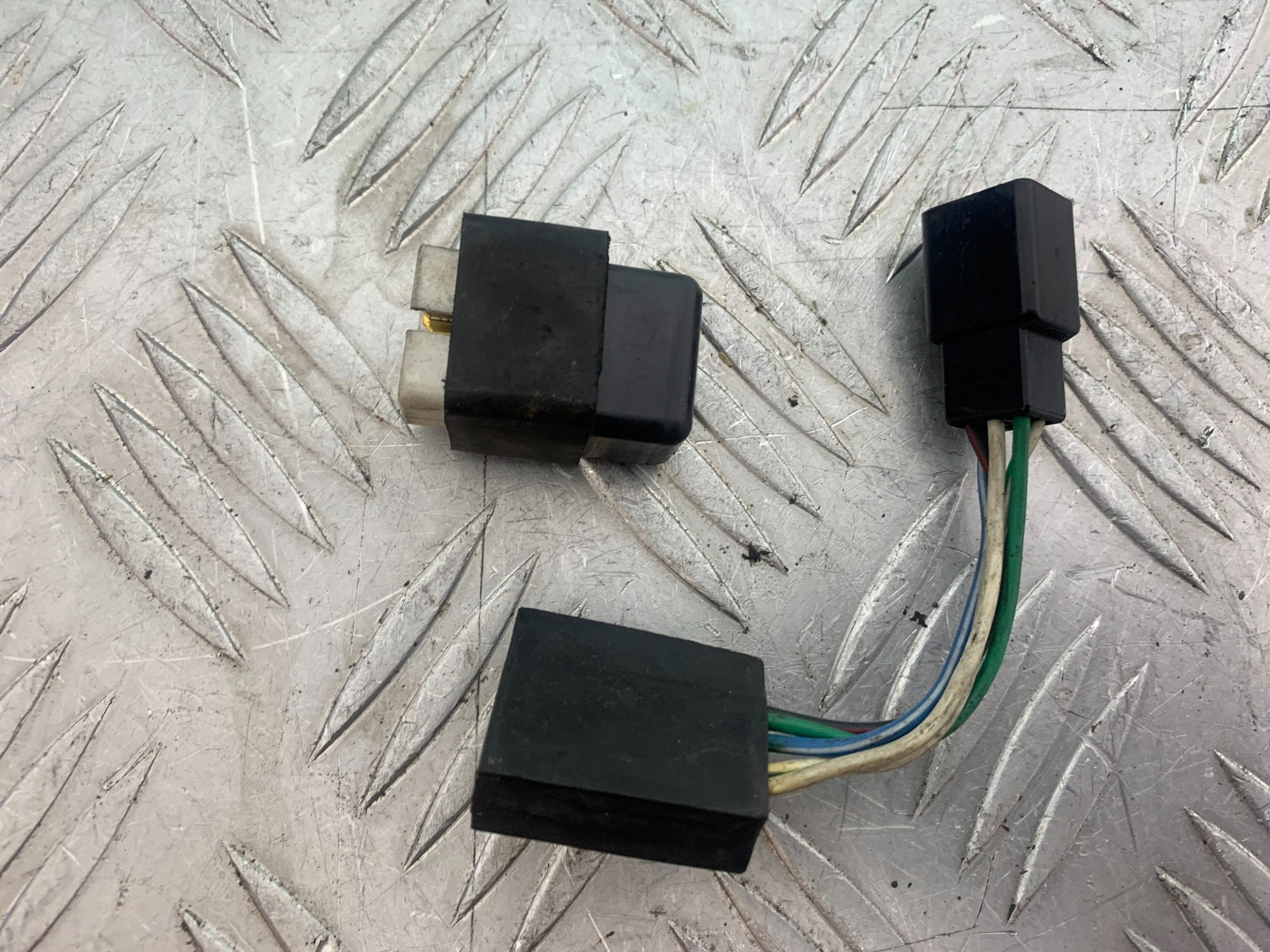 YAMAHA XV535 XV 535 VIRAGO RELAYS  YEAR 1994-02 (CMB1162)