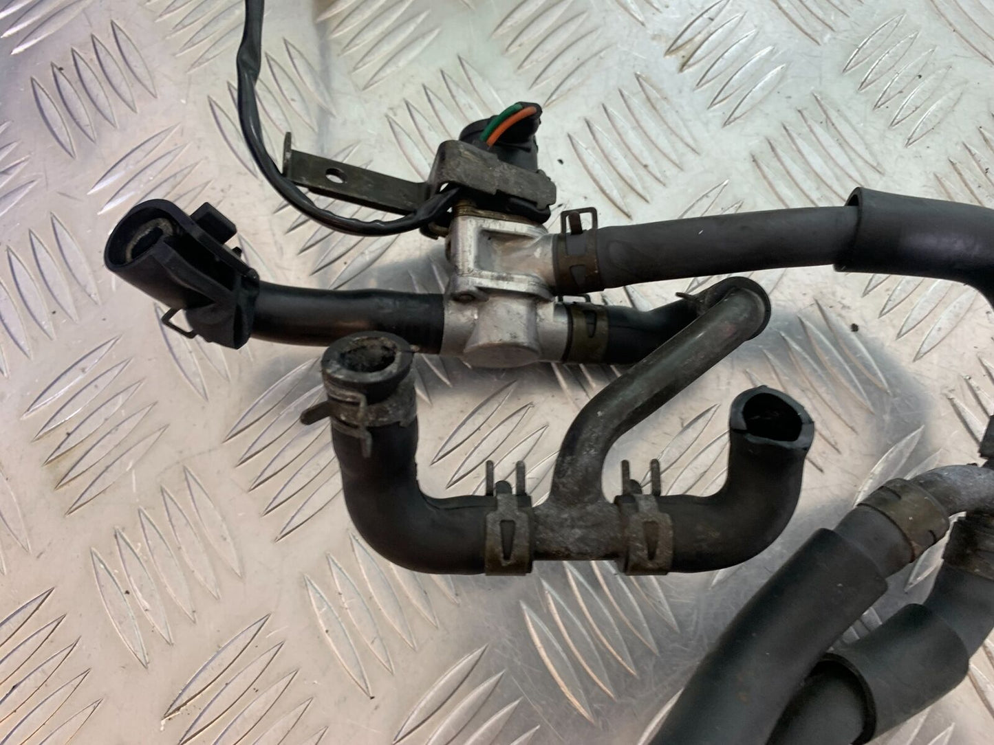 YAMAHA FJR1300 FJR 1300 AIR VALVE YEAR 2001-05 (CMB1005)