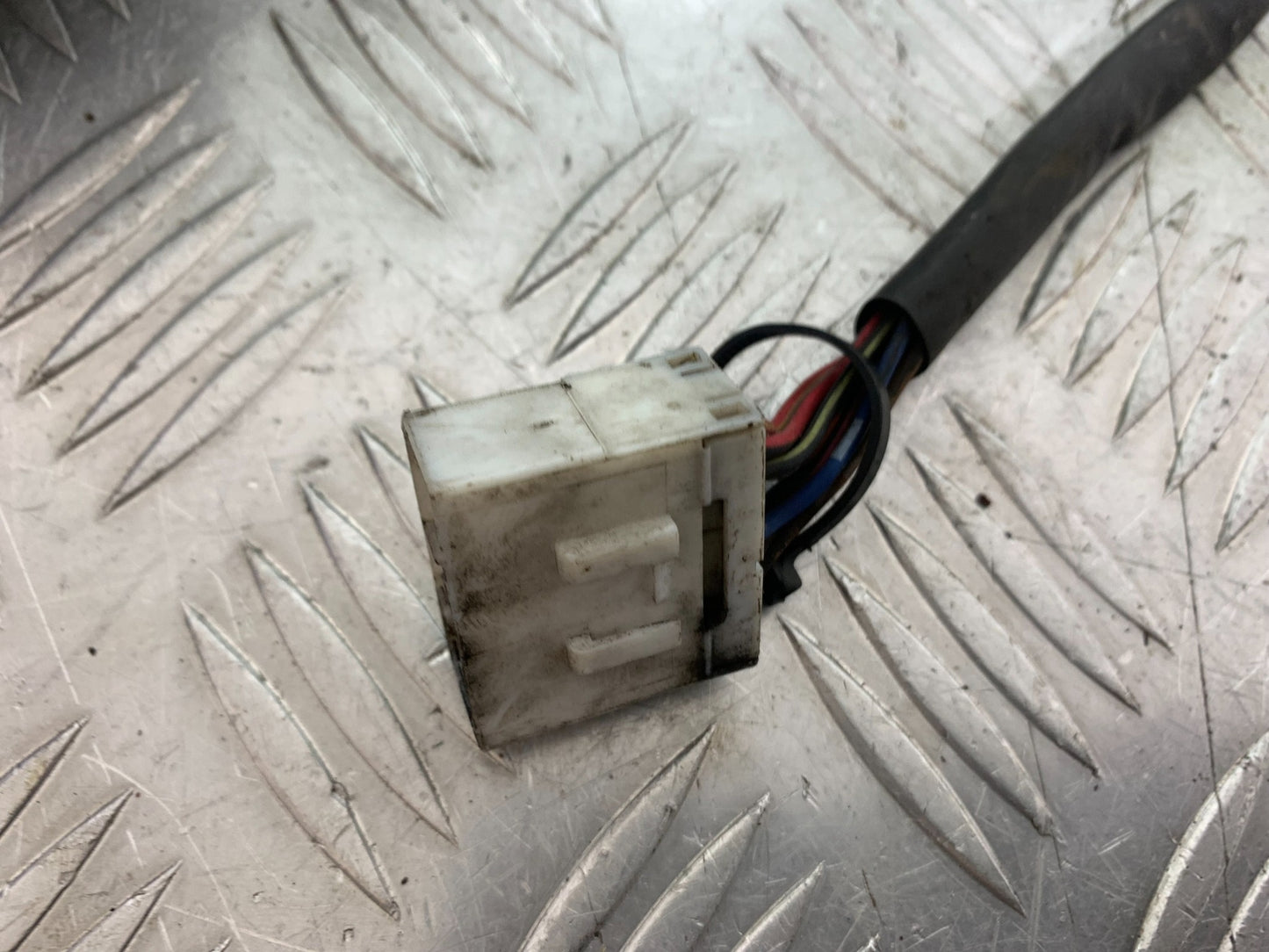 TRIUMPH T509 SPEED TRIPLE LEFT SWITCH GEAR YEAR 1997-1998 (CMB1144)