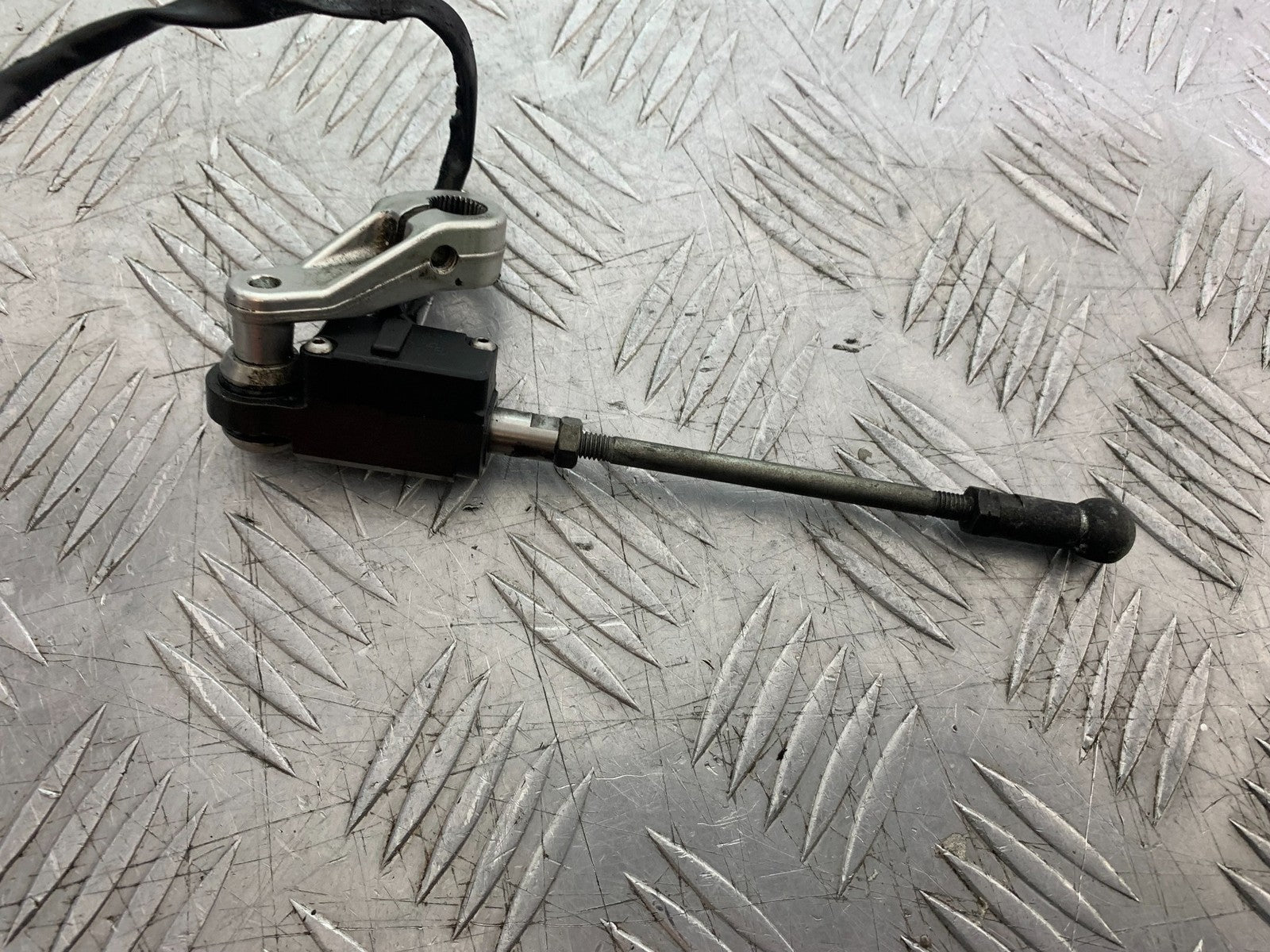 APRILIA TUONO 1000 V4R QUICK SHIFTER    YEAR 2011-13  (CMB1316)