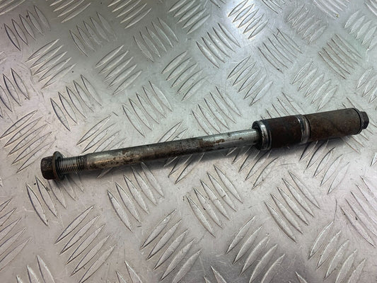 HERALD CLASSIC 125 REAR WHEEL SPINDLE YEAR 2014 (CMB1058)