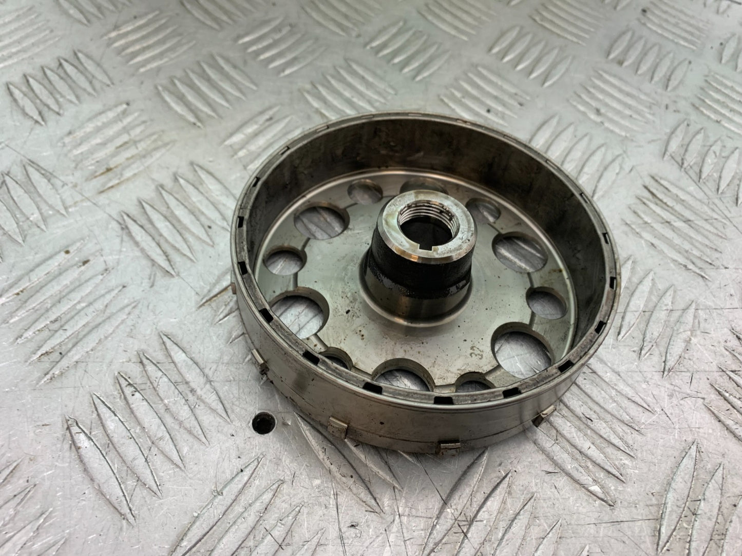 HONDA CBR1000 RR FLYWHEEL ROTOR YEAR 2008-2011 (CMB1330)