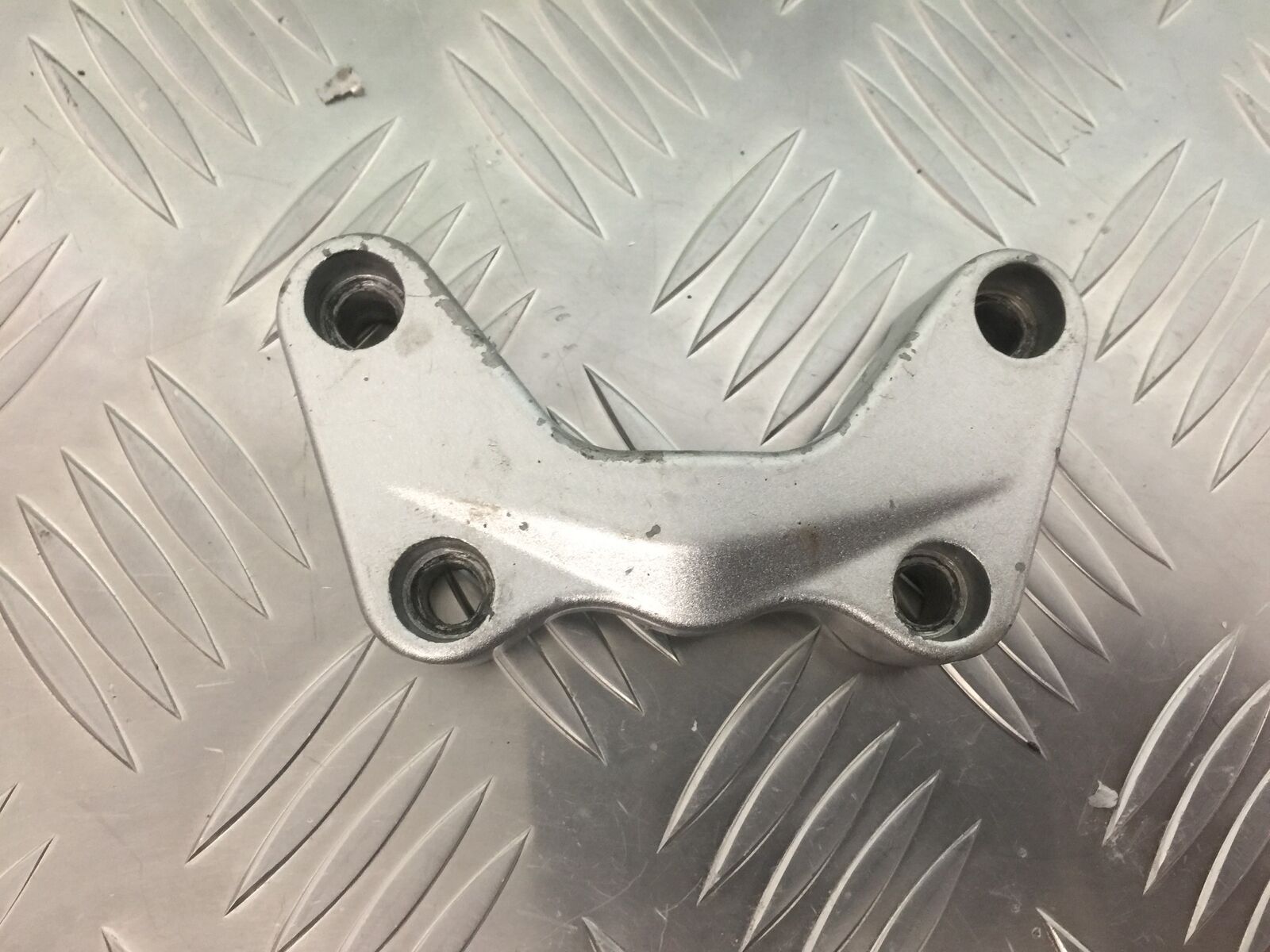 SINNIS TERRAIN 125 HANDLEBAR CLAMP  YEAR 2020 (STOCK 921)