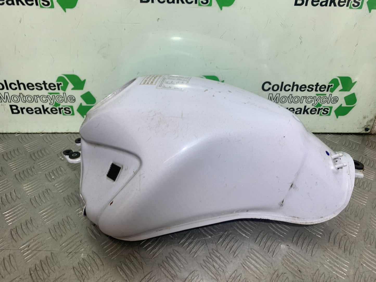 KAWASAKI ER6 N PETROL TANK  YEAR 2012-2017 (CMB1324)