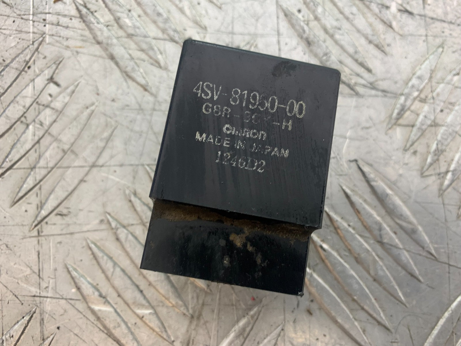 YAMAHA YZF1000 THUNDERACE MAIN RELAY YEAR 1997-2000 (CMB1204)