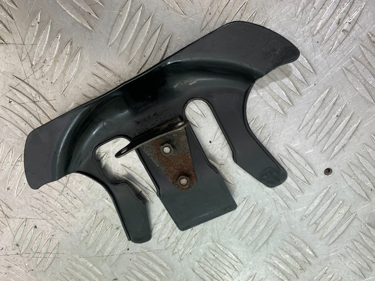 KAWASAKI ZZR1100 D YOKE INFILL PANEL  YEAR 1993-2001 (CMB1189)