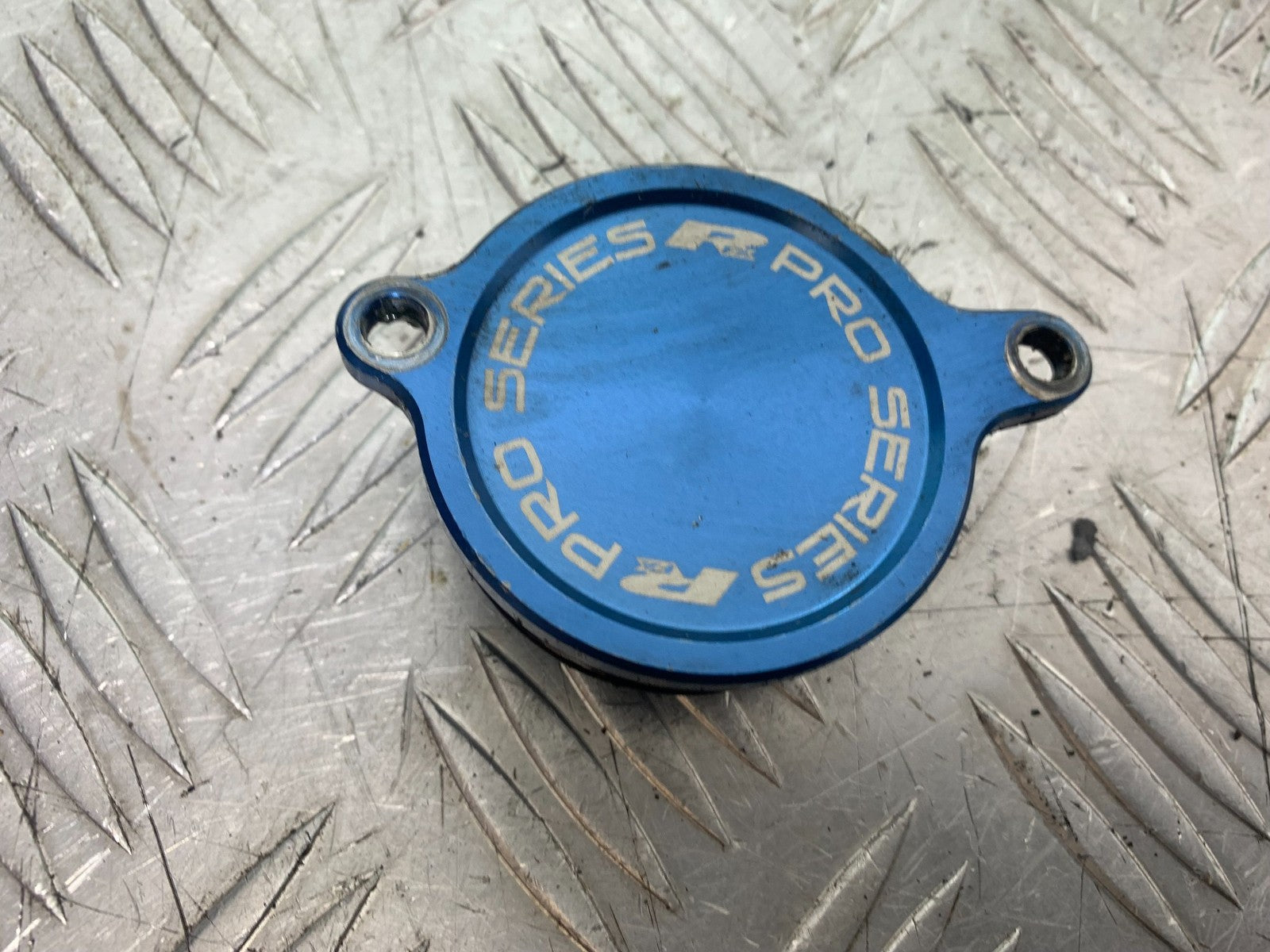 KAWASAKI KXF450 KXF 450 OIL FILTER COVER YEAR 2009-2015 CMB1217)
