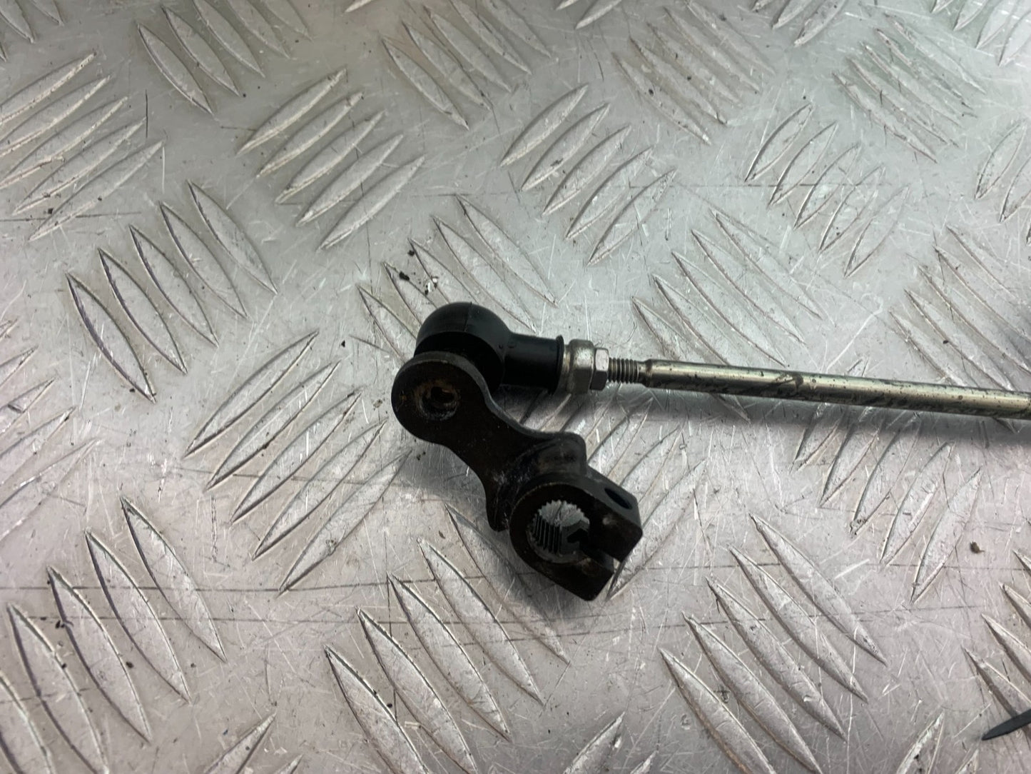 YAMAHA YZF R7 GEAR LEVER YEAR 2022-2025 (CMB1255)