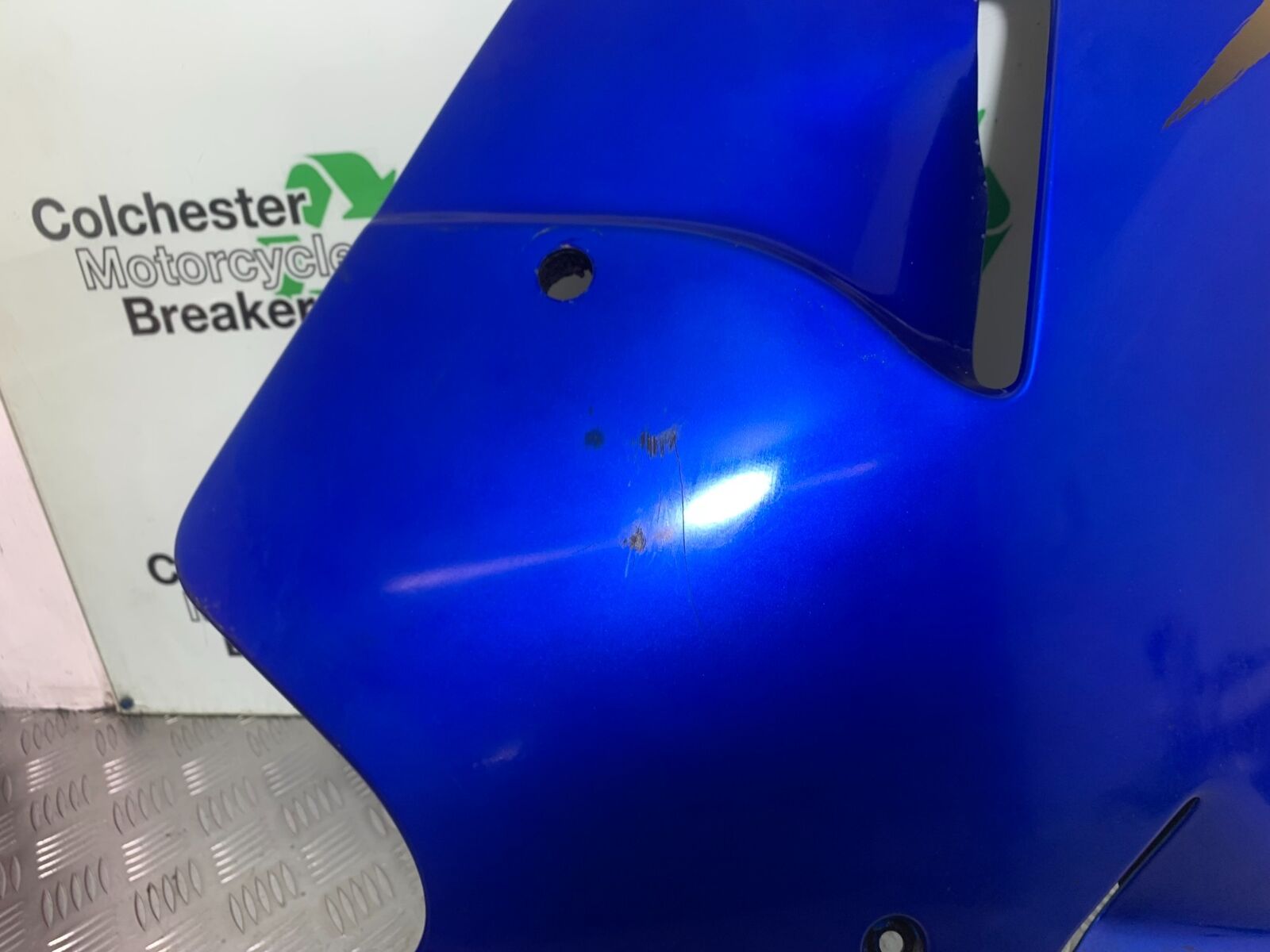 HONDA CBR1100 BLACKBIRD LEFT FAIRING PANEL  YEAR 1999-2005 (CMB1103)
