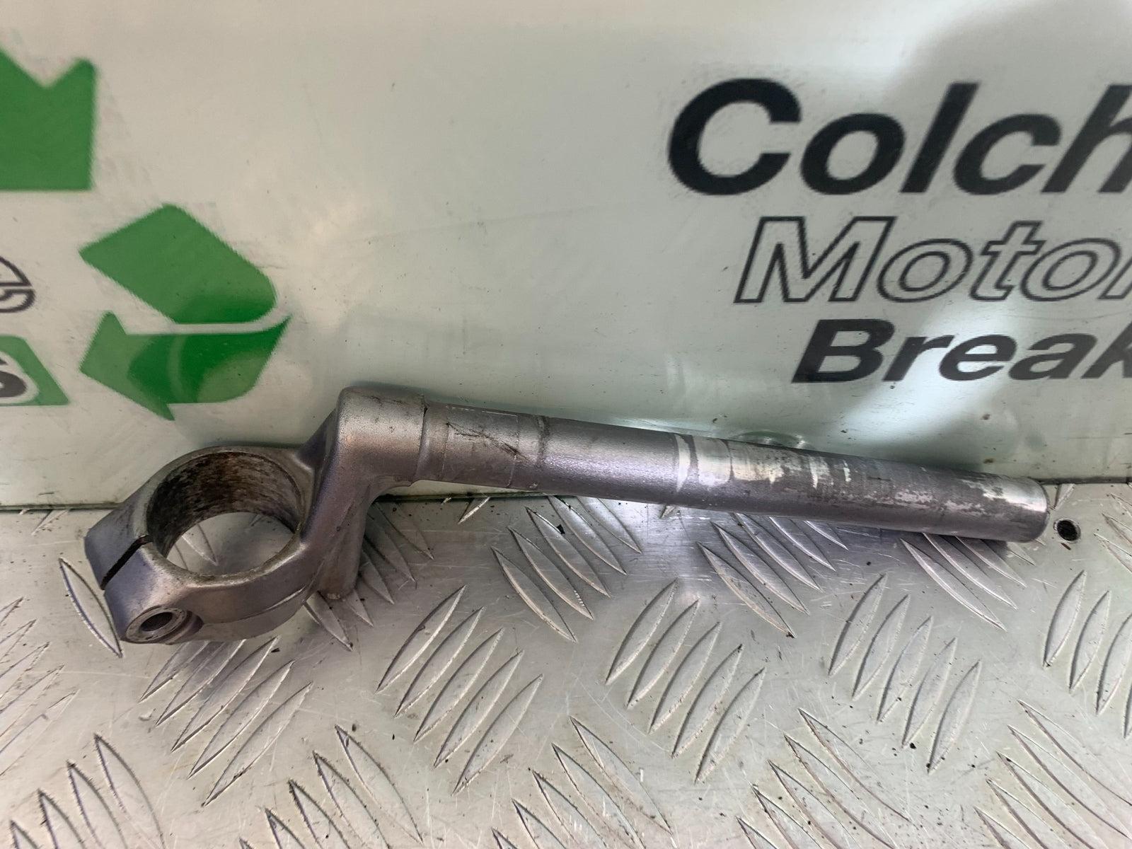 HONDA VFR750 VFR 750 RIGHT HANDLEBAR   YEAR 1994-1997 (CMB1156)