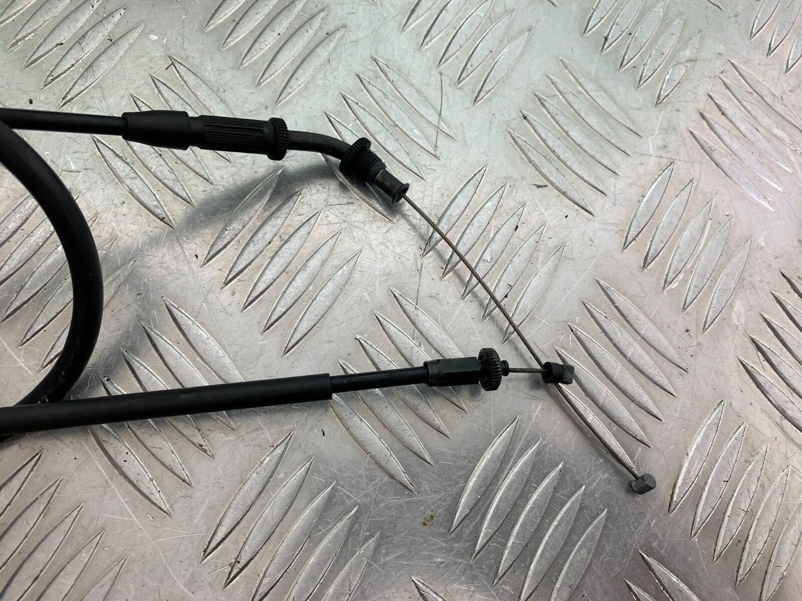 BMW F800 GT THROTTLE CABLE YEAR 2013-2017 (CMB1031)