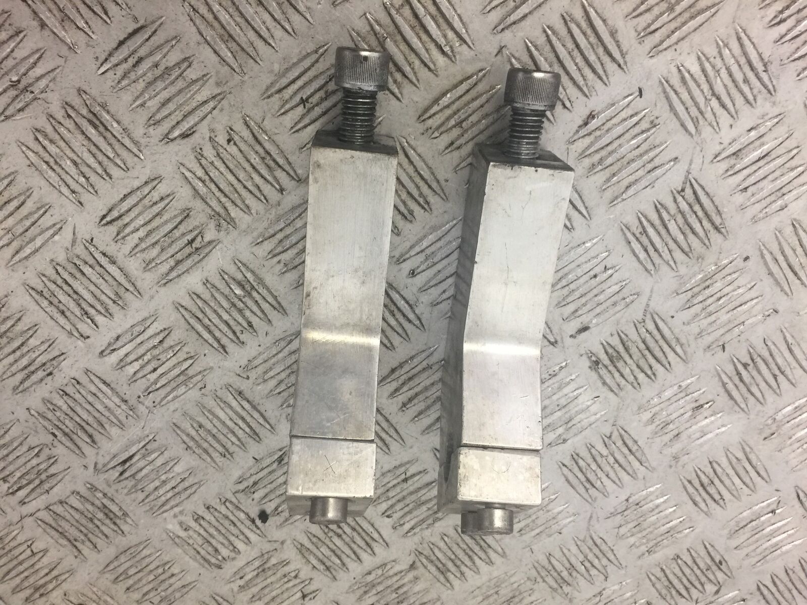 SUZUKI HONDA KAWASAKI YAMAHA TRIUMPH BAR RISERS