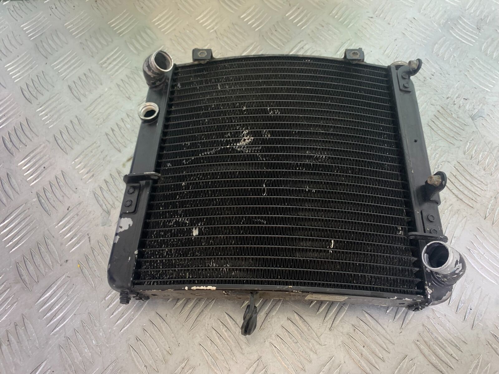 KTM 990 SUPERMOTO T RADIATOR   YEAR 2010-2011  (CMB1127)