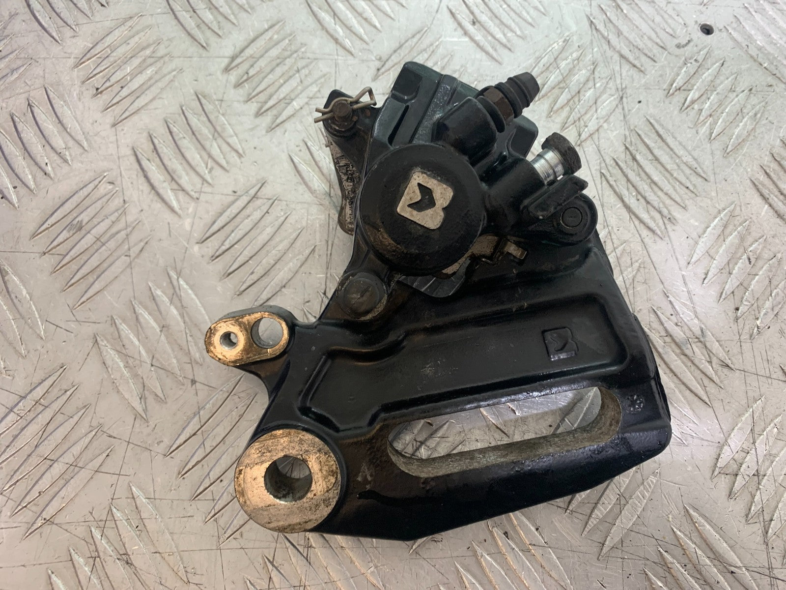KTM DUKE 125 REAR BRAKE CALIPER  YEAR 2017-2022 (CMB1222)