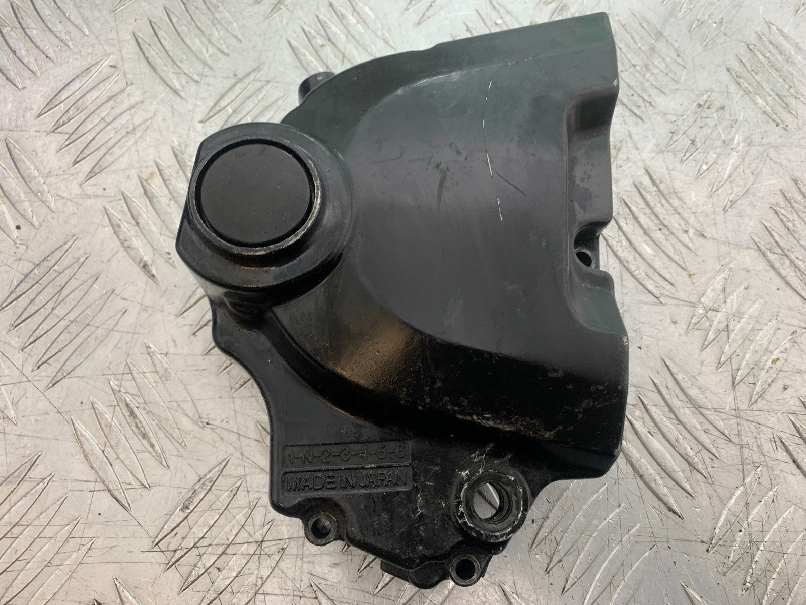YAMAHA FZS600 FAZER 600 SPROCKET COVER YEAR 1998-2001 (CMB1267)