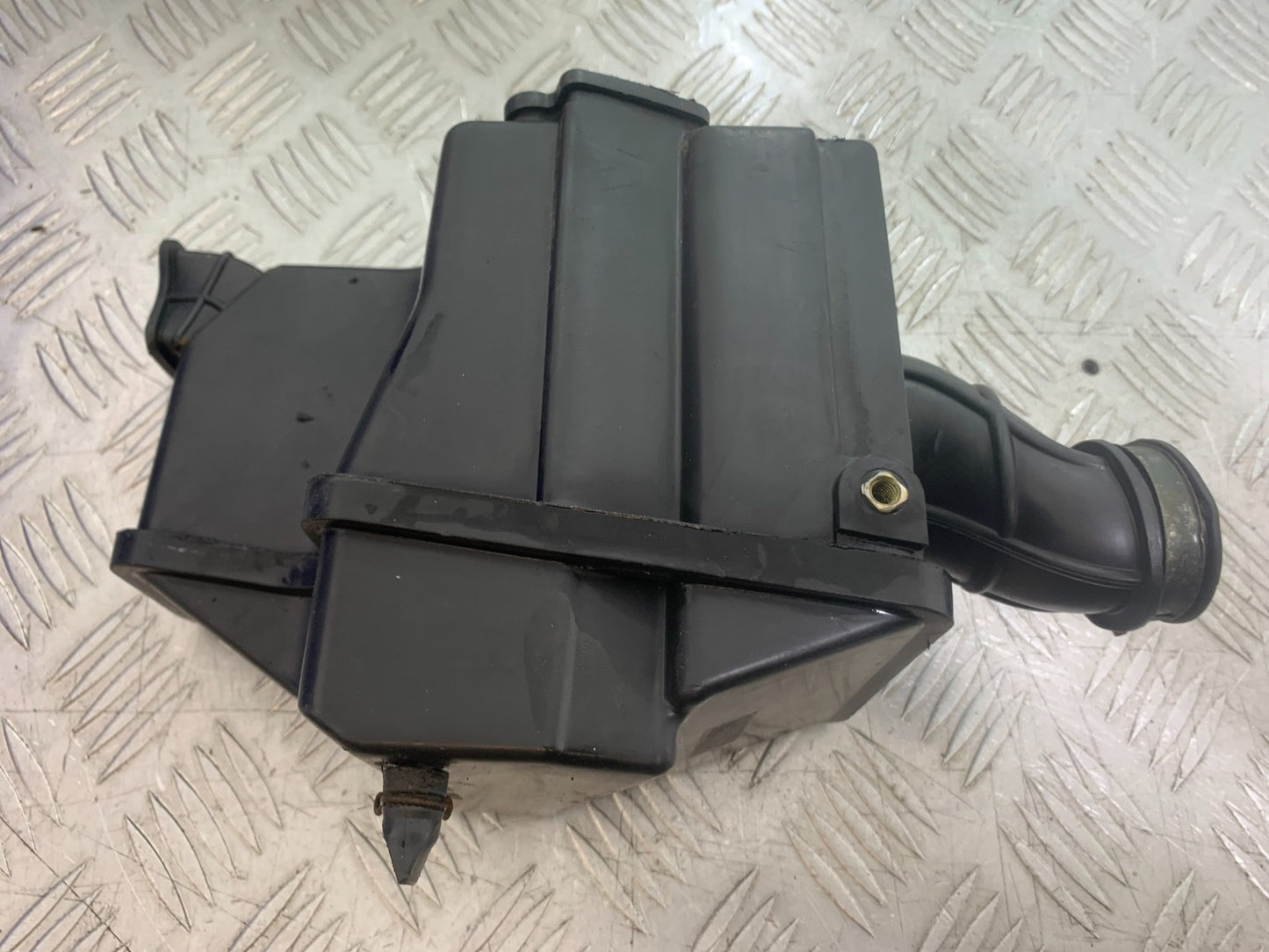 BENELLI BN125 BN 125 AIRBOX  YEAR 2018-2021 (CMB1245)