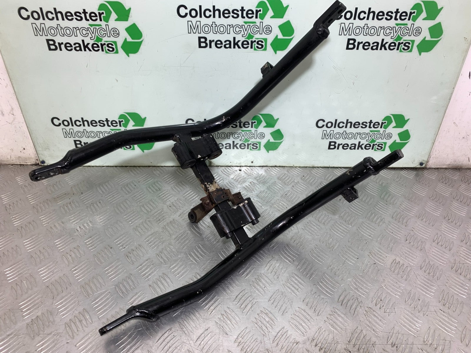 KAWASAKI ZZR1100 D ENGINE CRADLE YEAR 1993-2001 (CMB1189)