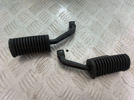 ROYAL ENFIELD BULLET 500 EFI FRONT  FOOT PEGS   YEAR 2008 - 2016 (CMB1153)