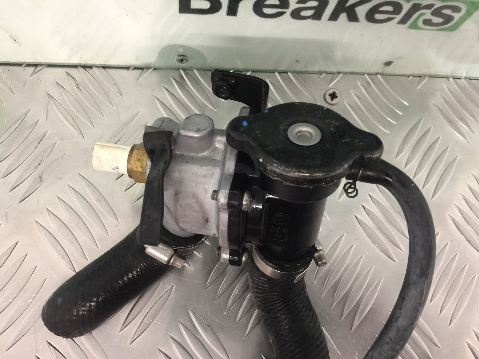 KAWASAKI Z800 Z 800 THERMOSTAT  YEAR 2013-2017 (STOCK 925)