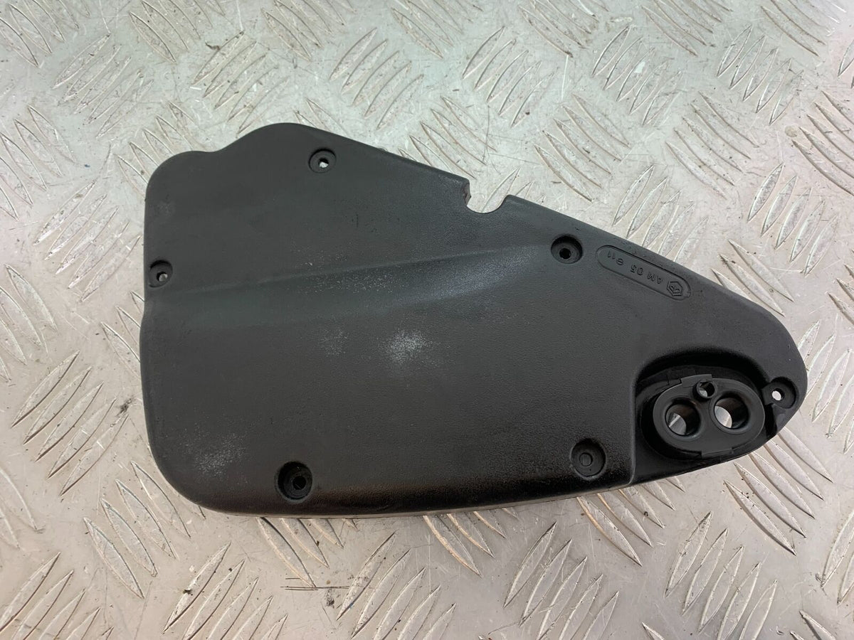 VESPA 125 ET4 AIR BOX COVER  YEAR 1997-2000  (CMB1068)