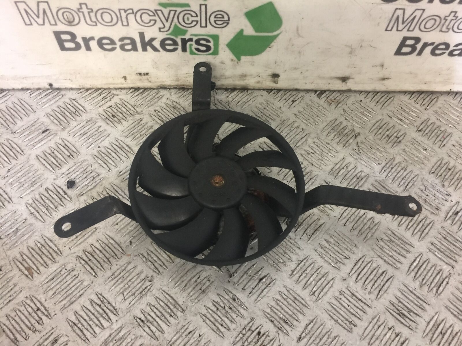 TRIUMPH 675 DAYTONA RADIATOR FAN  YEAR 2008-2011 (STOCK 640)