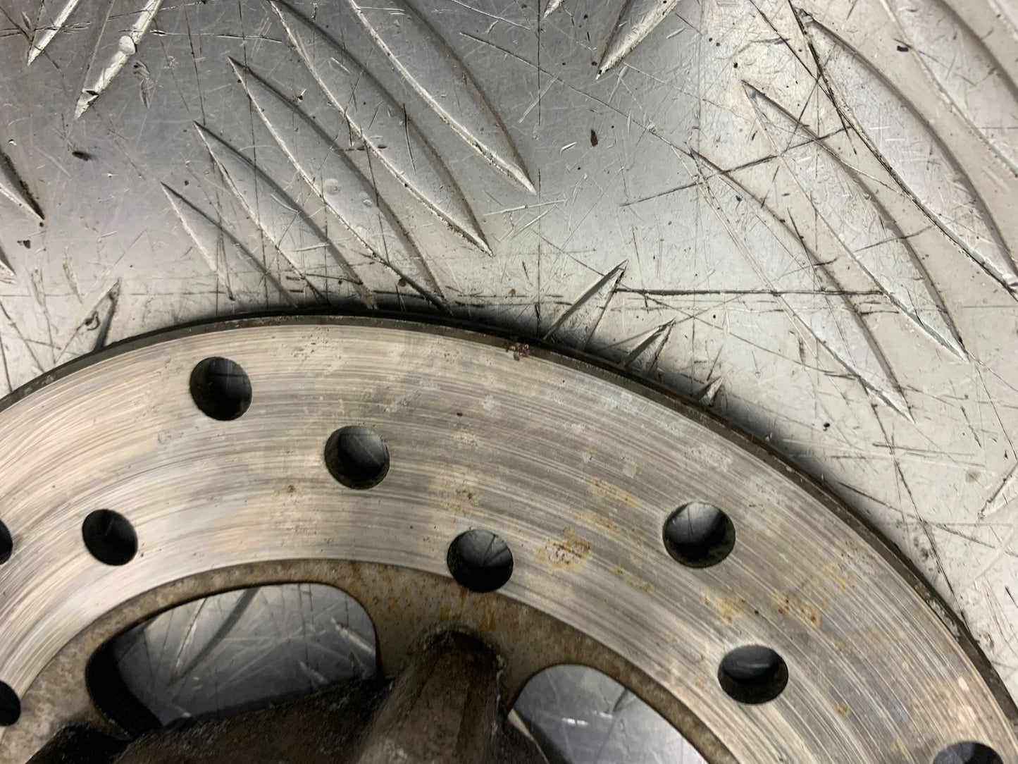 PIAGGIO VESPA LX50 LX S 50 FRONT DISC AND HUB YEAR 2007-2016 (CMB1290)
