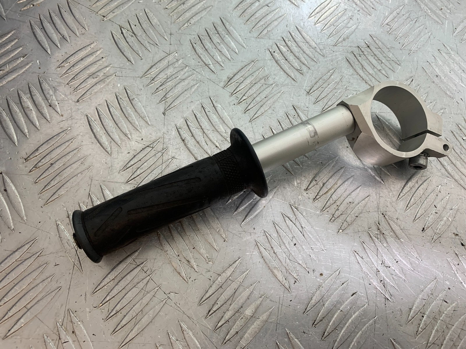 YAMAHA YZF R1 4XV LEFT HANDLEBAR   YEAR 1998-99 (CMB1291)