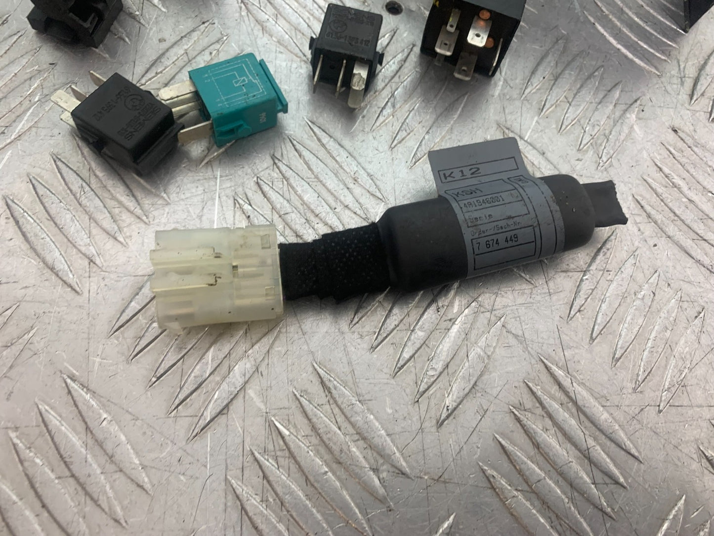 BMW K1200 K 1200 LT RELAYS  YEAR 1999-07 (CMB1271)