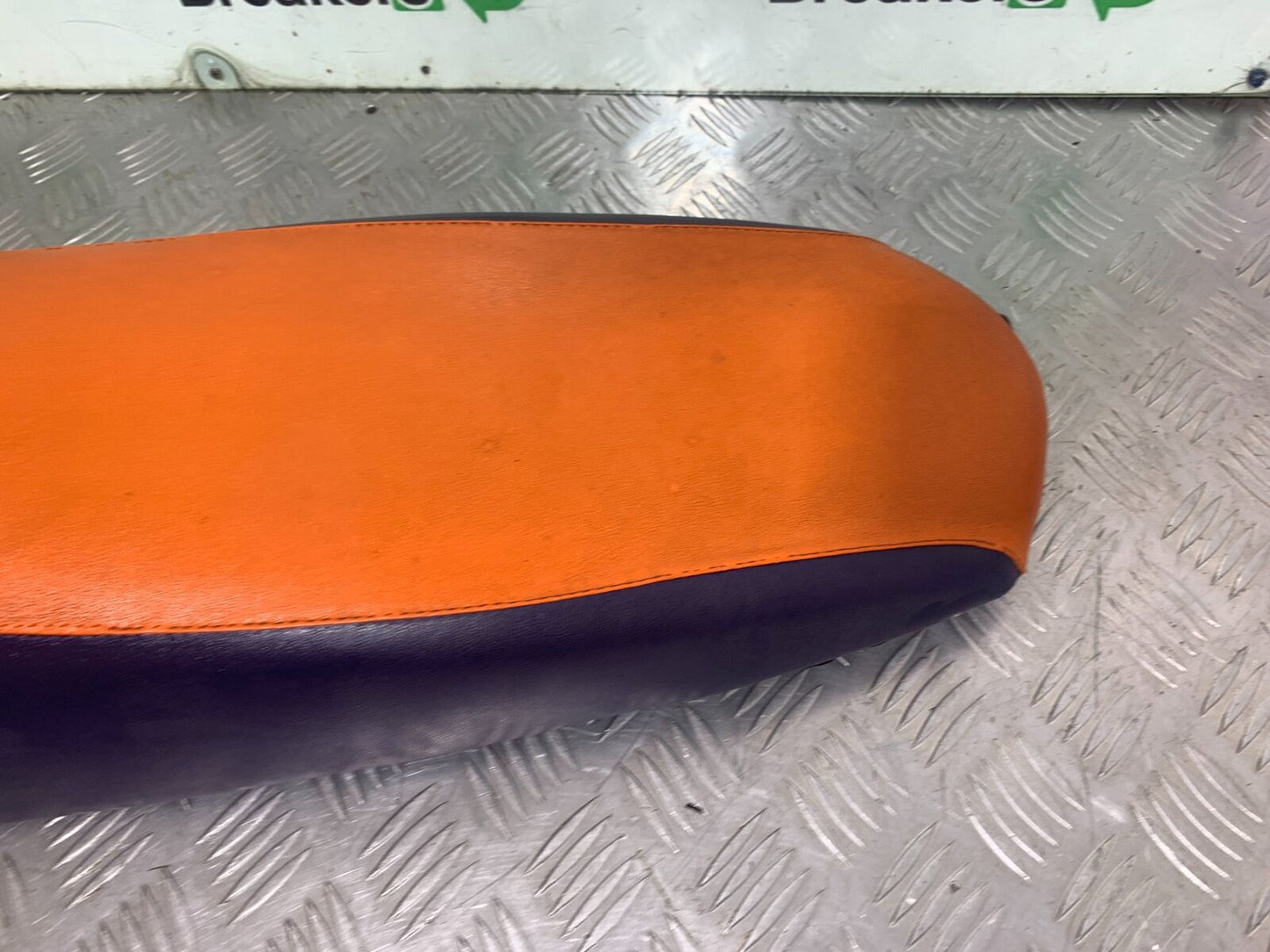 YAMAHA XT125 X XT 125 X SEAT   2005-2011 (CMB1097)