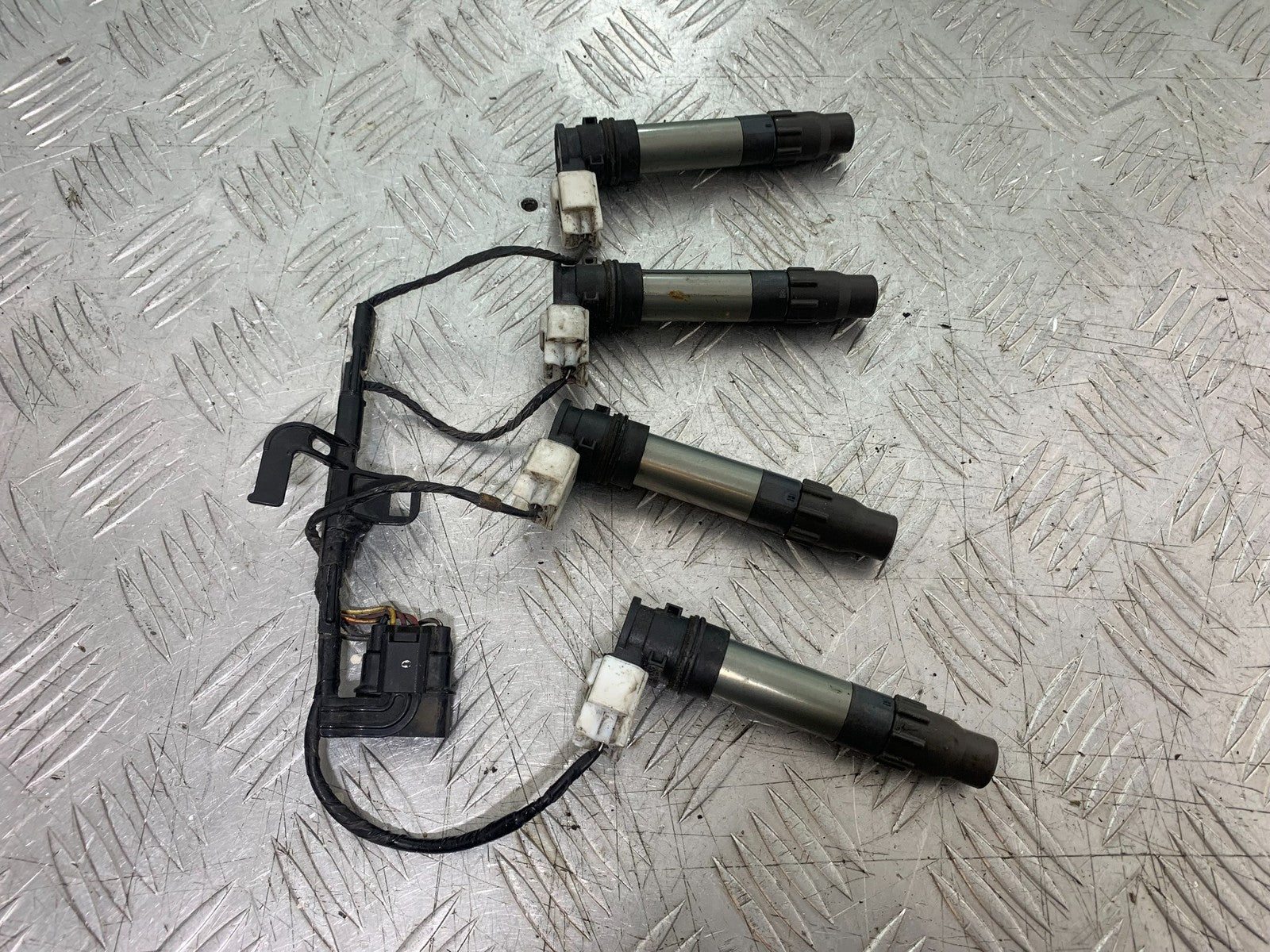 HONDA CBR1000 rr FIREBLADE COILS  2012-2016 (CMB1280)
