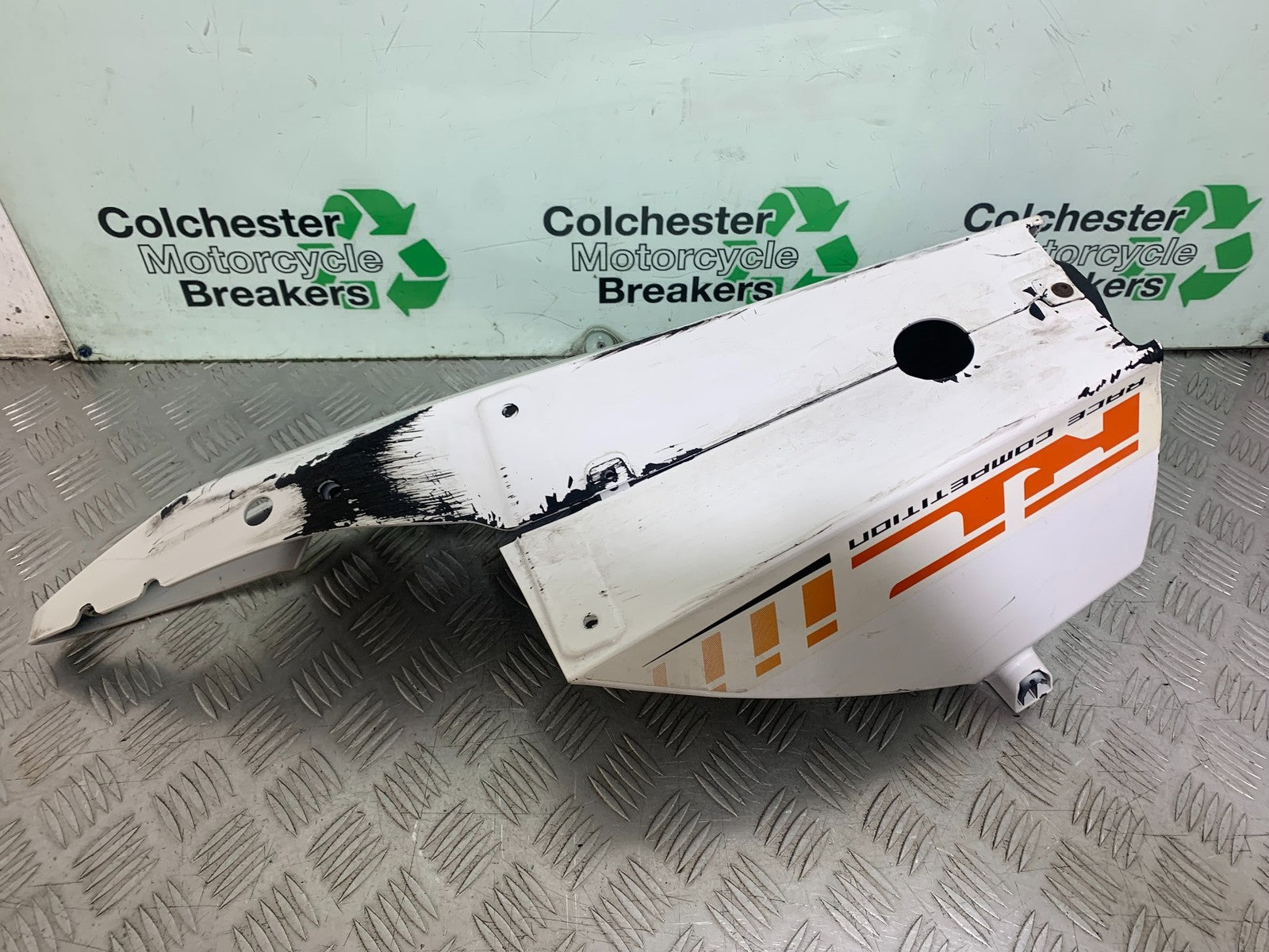 KTM RC125 RC 125 BELLYPAN 2014 2017 (CMB1199)