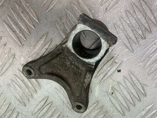SUZUKI GSXR600 GSXR 600 K1 K2 K3 REAR CALIPER BRACKET  1999-03 (CMB1284)