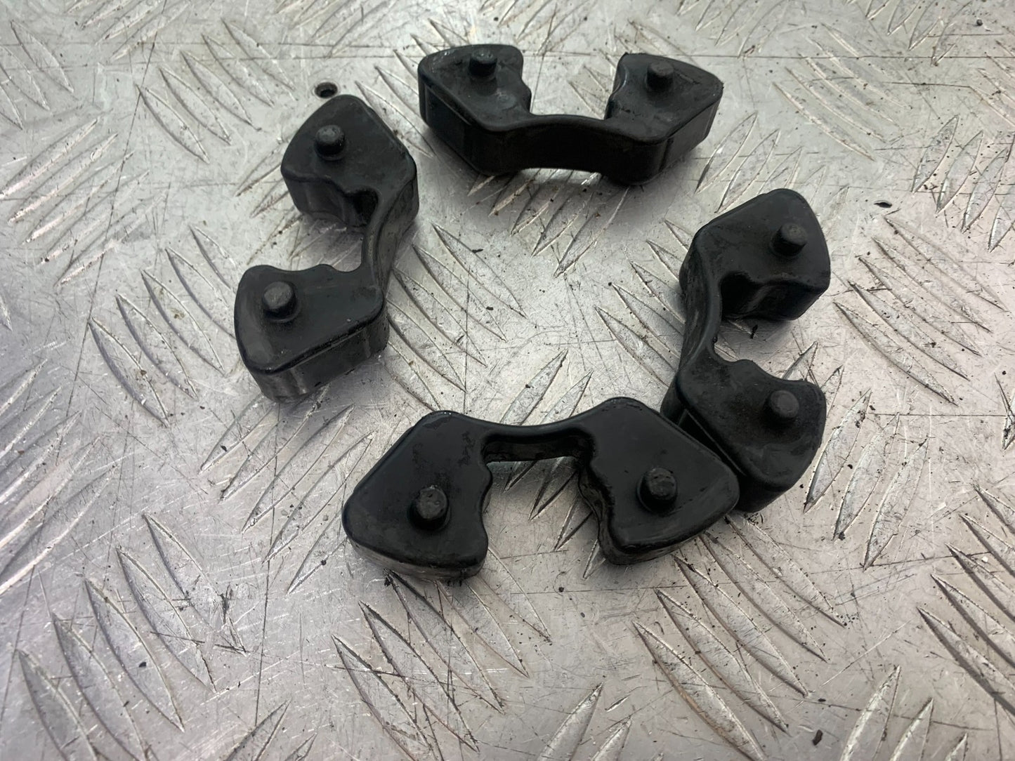KAWASAKI ZX9R ZX9 C CUSH DRIVE RUBBERS  YEAR 1998-99 (CMB1213)