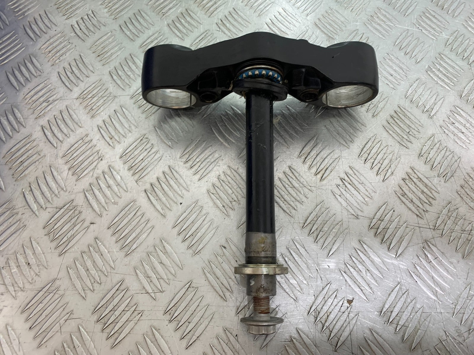 KTM 125 DUKE BOTTOM YOKE  YEAR 2018-2023 (CMB1185)